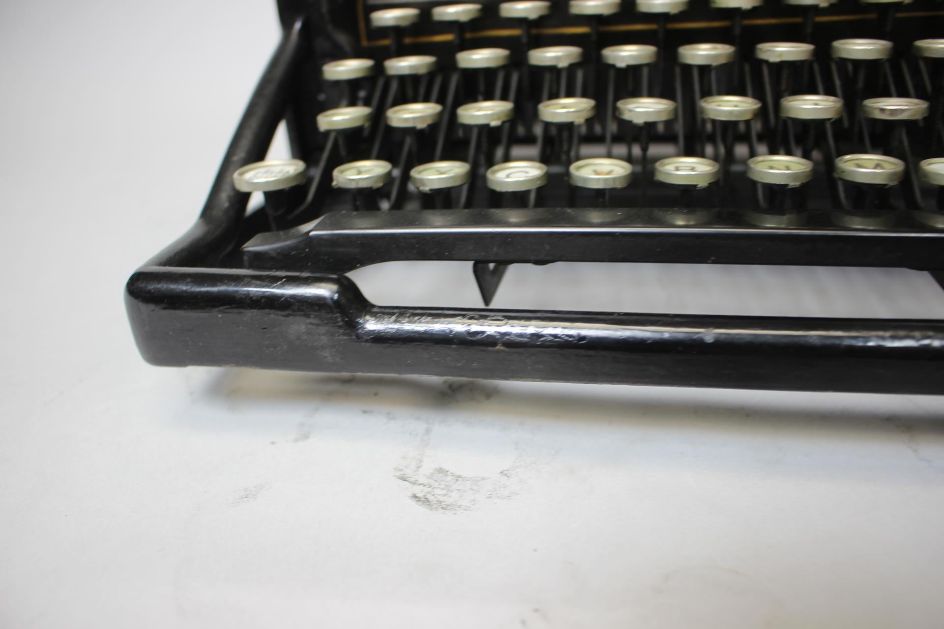 antique underwood typewriter value