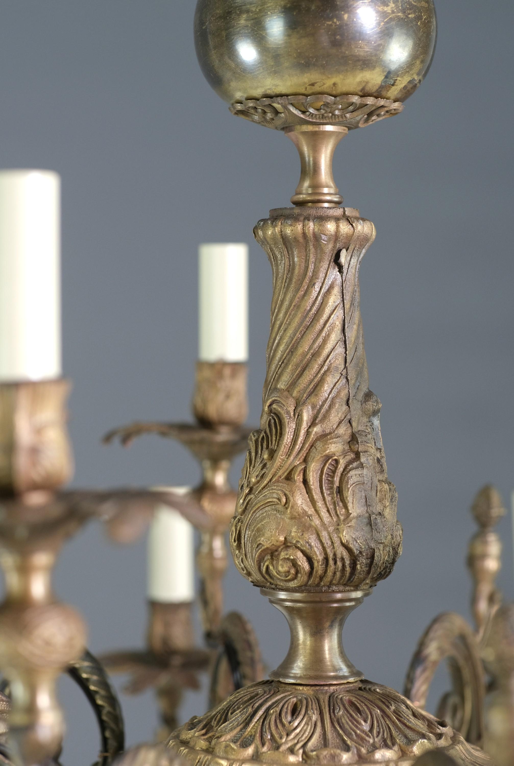 Restored Victorian 10 Arm Cast Brass Two Tier Chandelier In Good Condition In New York, NY