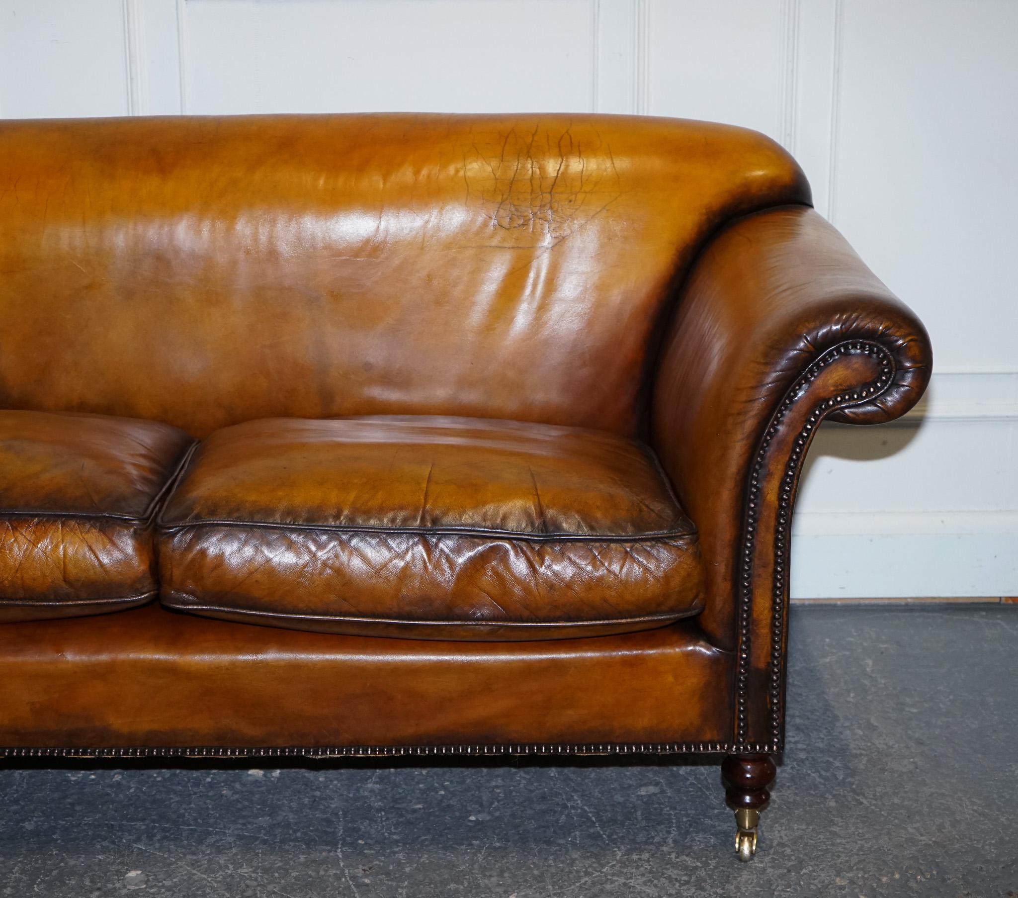 British RESTORED VICTORIAN HAND DYED TAN BROWN LEATHER SOFA CHESTERFiELD STUDS For Sale
