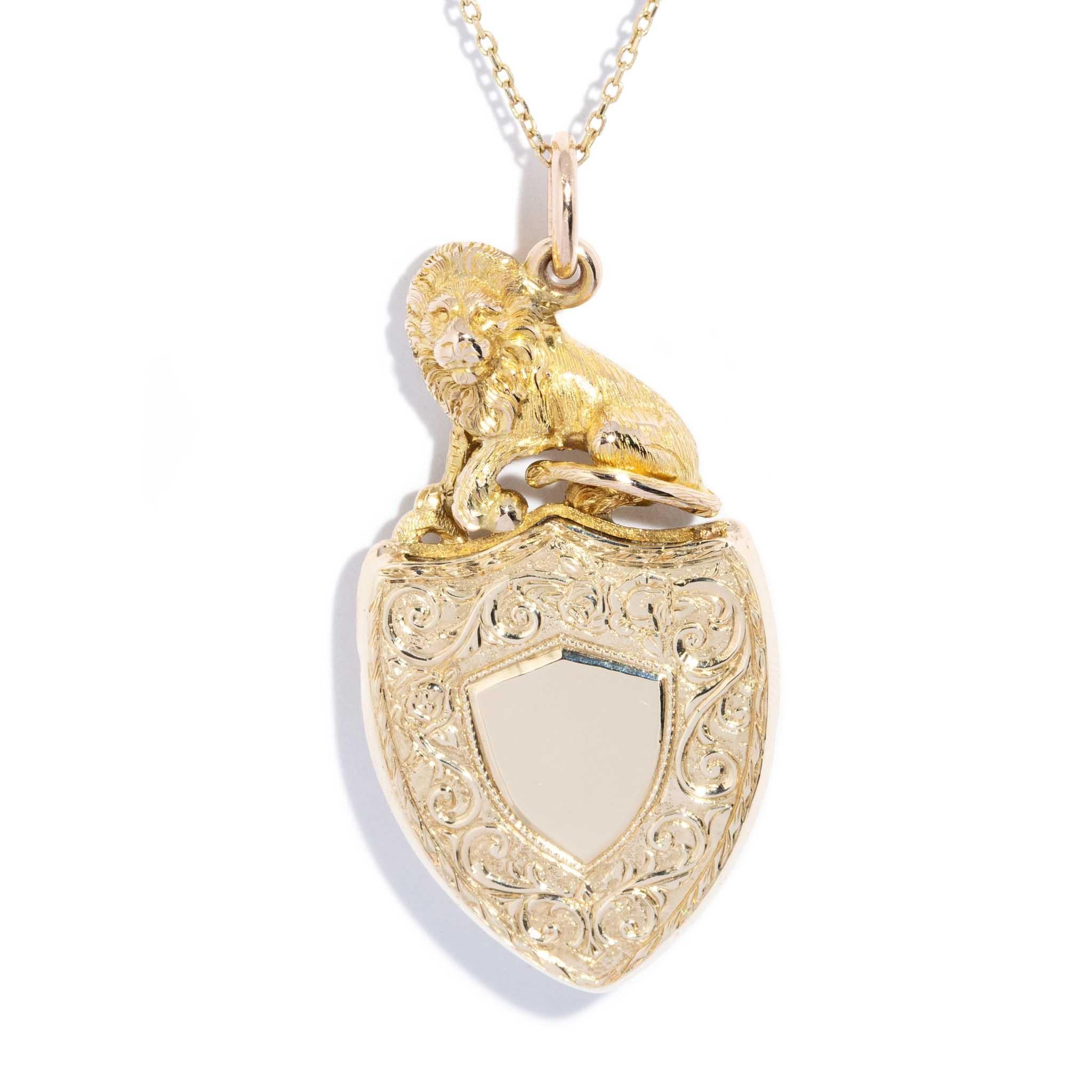 Pendentif victorien restauré gravé à la main en pierre de sang de lion 9 et 15 carats Pour femmes en vente