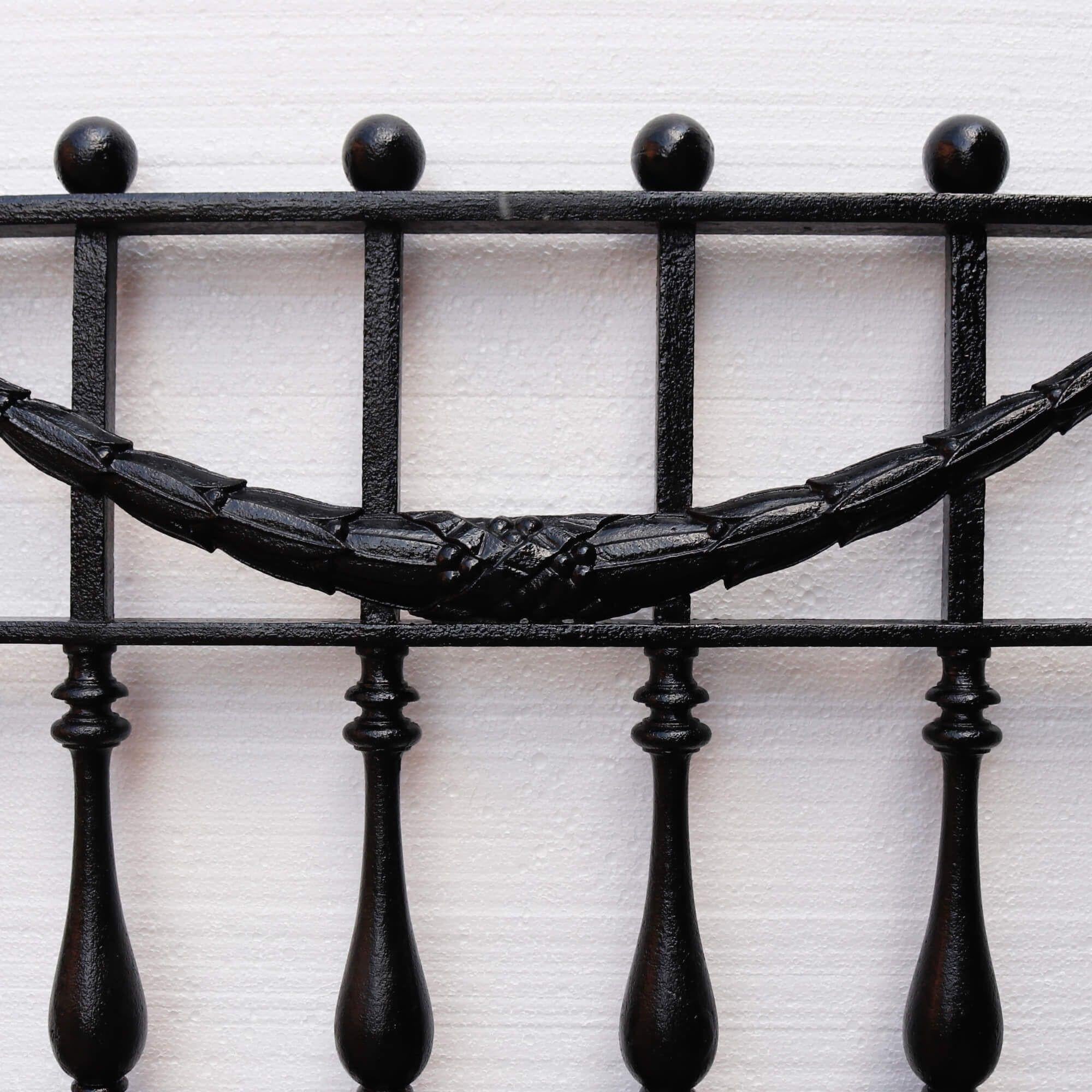 Restored Victorian Wrought Iron Side Gate In Good Condition For Sale In Wormelow, Herefordshire