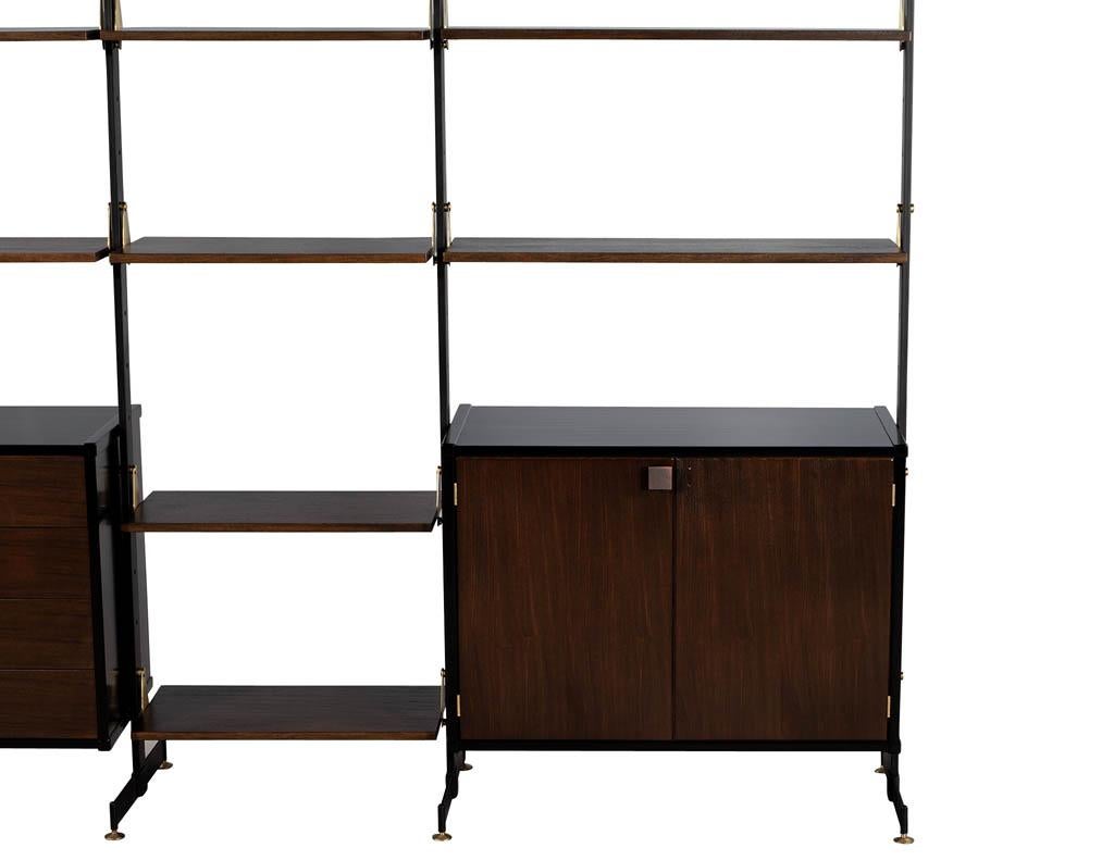 Restored Vintage 1960's Mid-Century Modern Wall Unit Display Cabinet 3