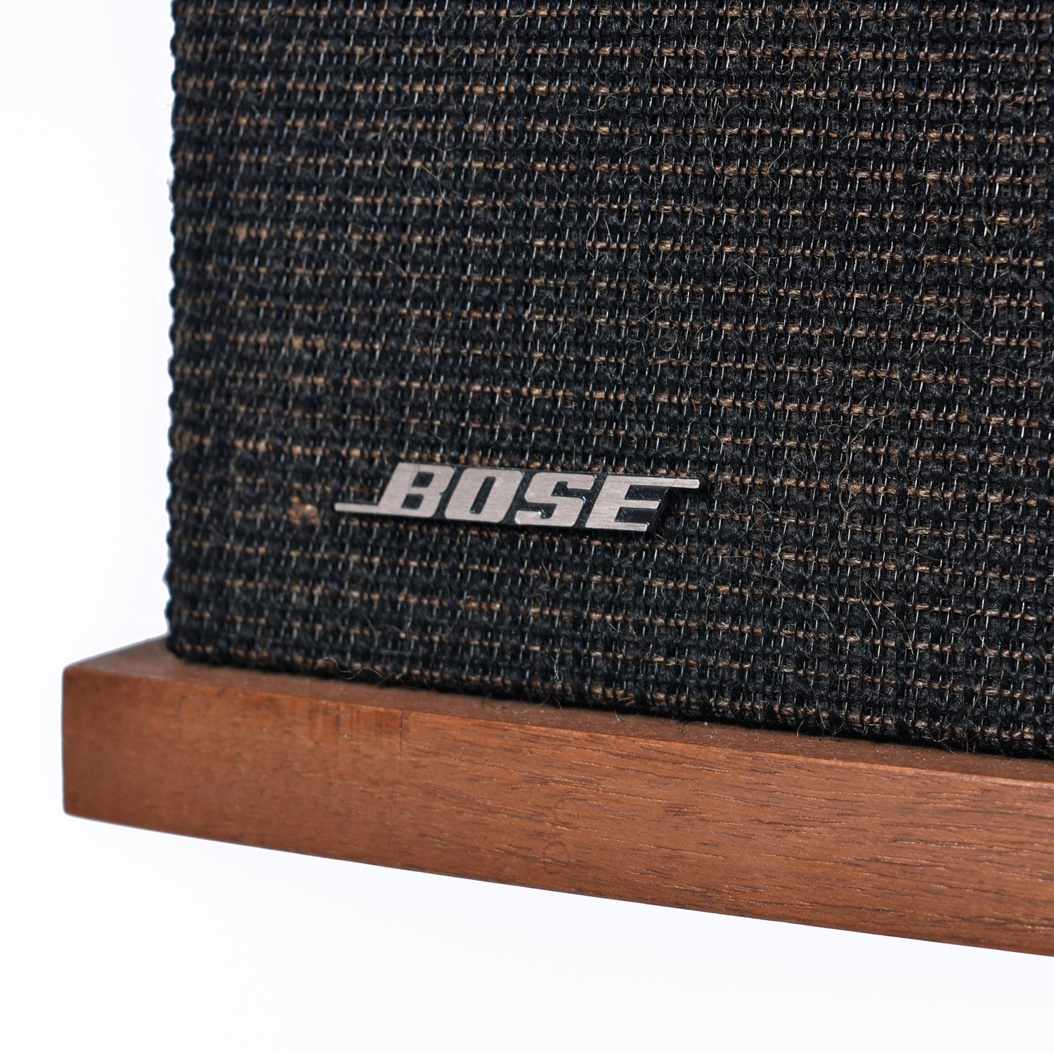 Restored Vintage 1983 Bose 901 Series V Speakers with Tulip Stands and Equalizer 2