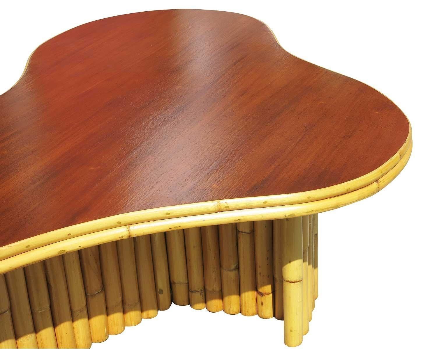 Restored Vintage Biomorphic Amoeba Rattan & Mahogany Coffee Table In Excellent Condition For Sale In Van Nuys, CA