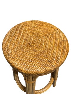 Restaurierter Vintage-Barhocker aus geflochtenem Rohr und Rattan