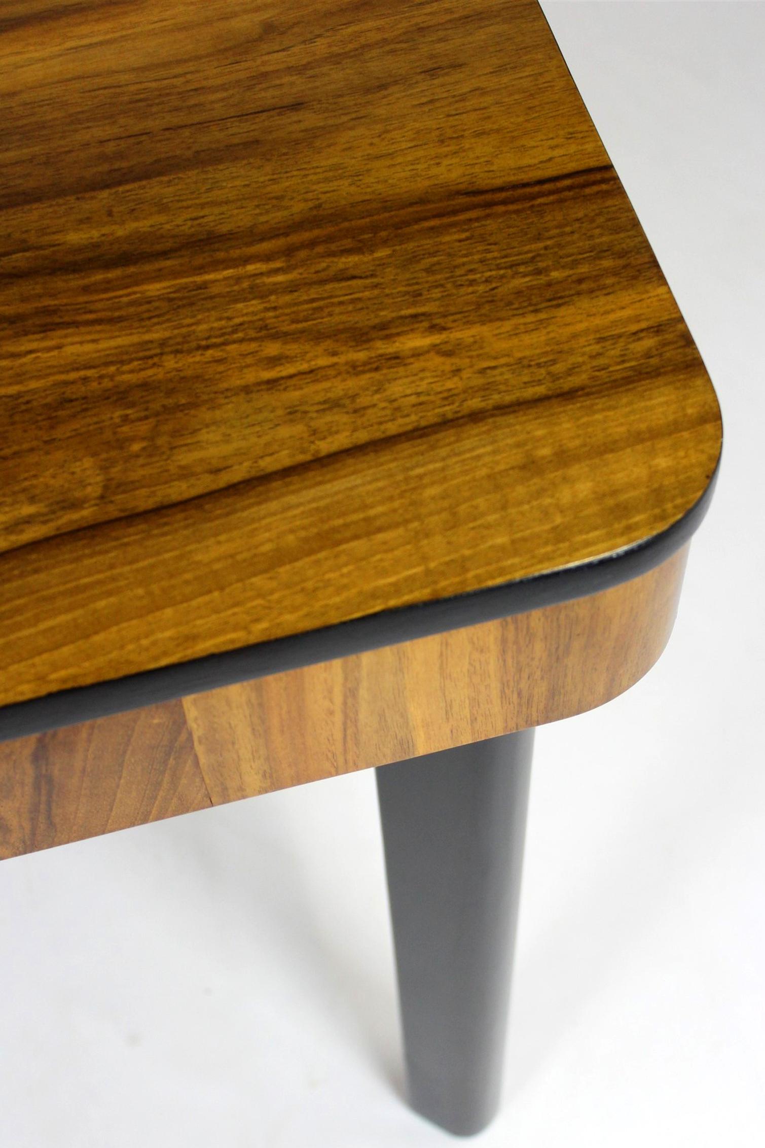 Restored Walnut Folding Dining Table by Jindřich Halabala for Drevotvar, 1940s For Sale 3