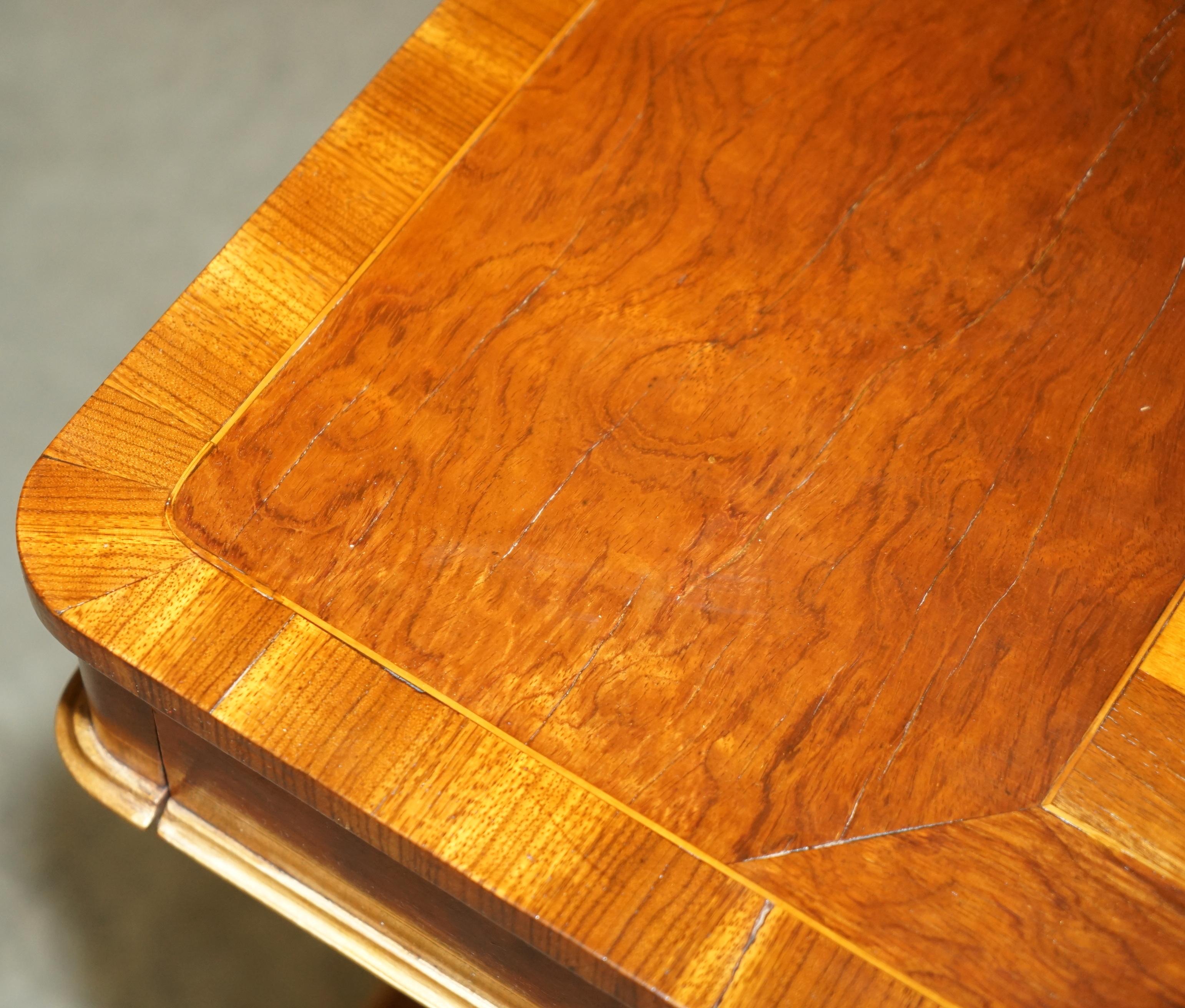 RESTORED WALNUT SATiNWOOD & HARDWOOD ANTIQUE VICTORIAN CHESSBOARD GAMES TABLE For Sale 5