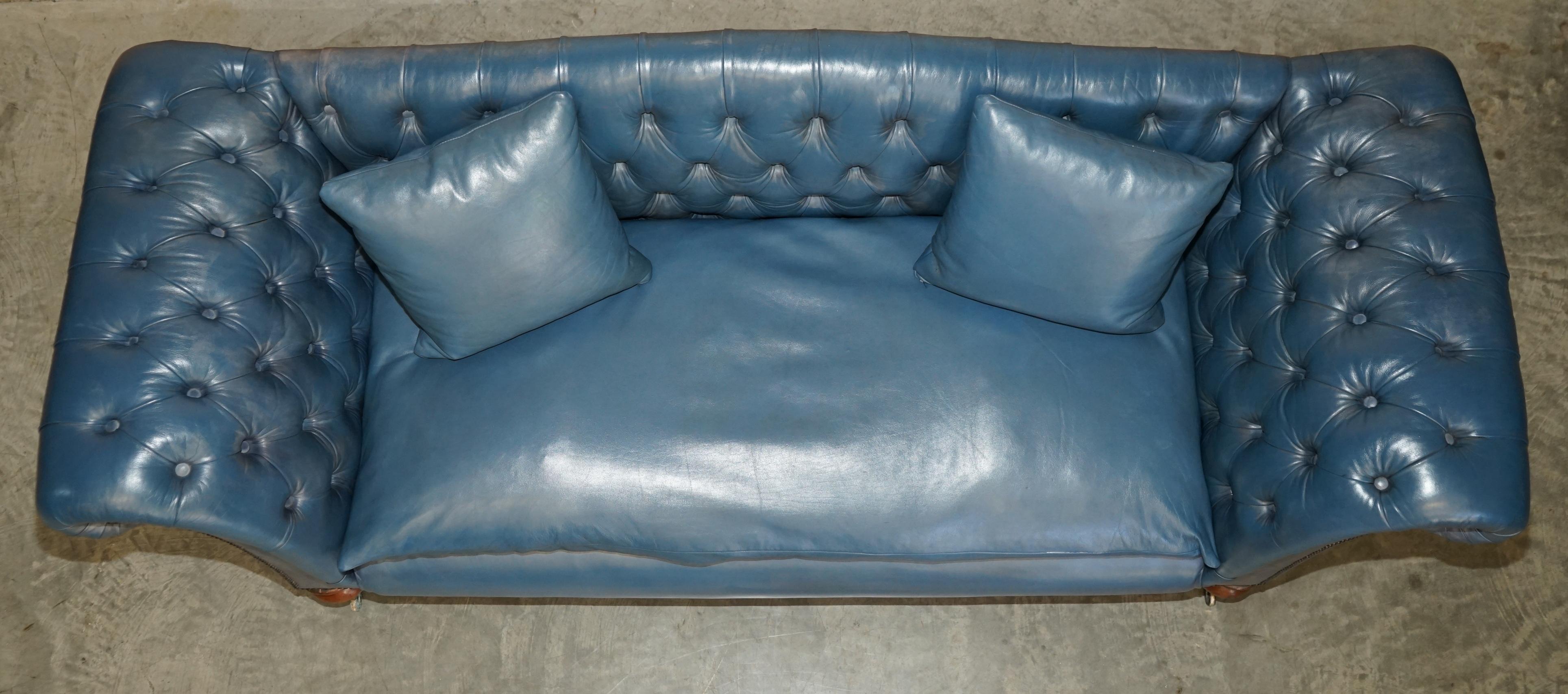 RESTORED WILLIAM IV CIRCA 1830 CHESTERFiELD REGENCY BLUE LEATHER HUMP BACK SOFA For Sale 5