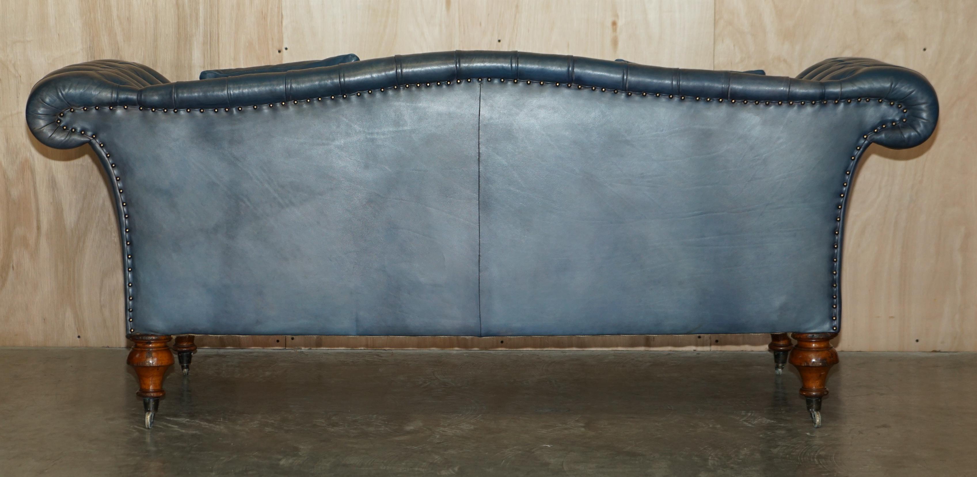 RESTORED WILLIAM IV CIRCA 1830 CHESTERFiELD REGENCY BLUE LEATHER HUMP BACK SOFA For Sale 7