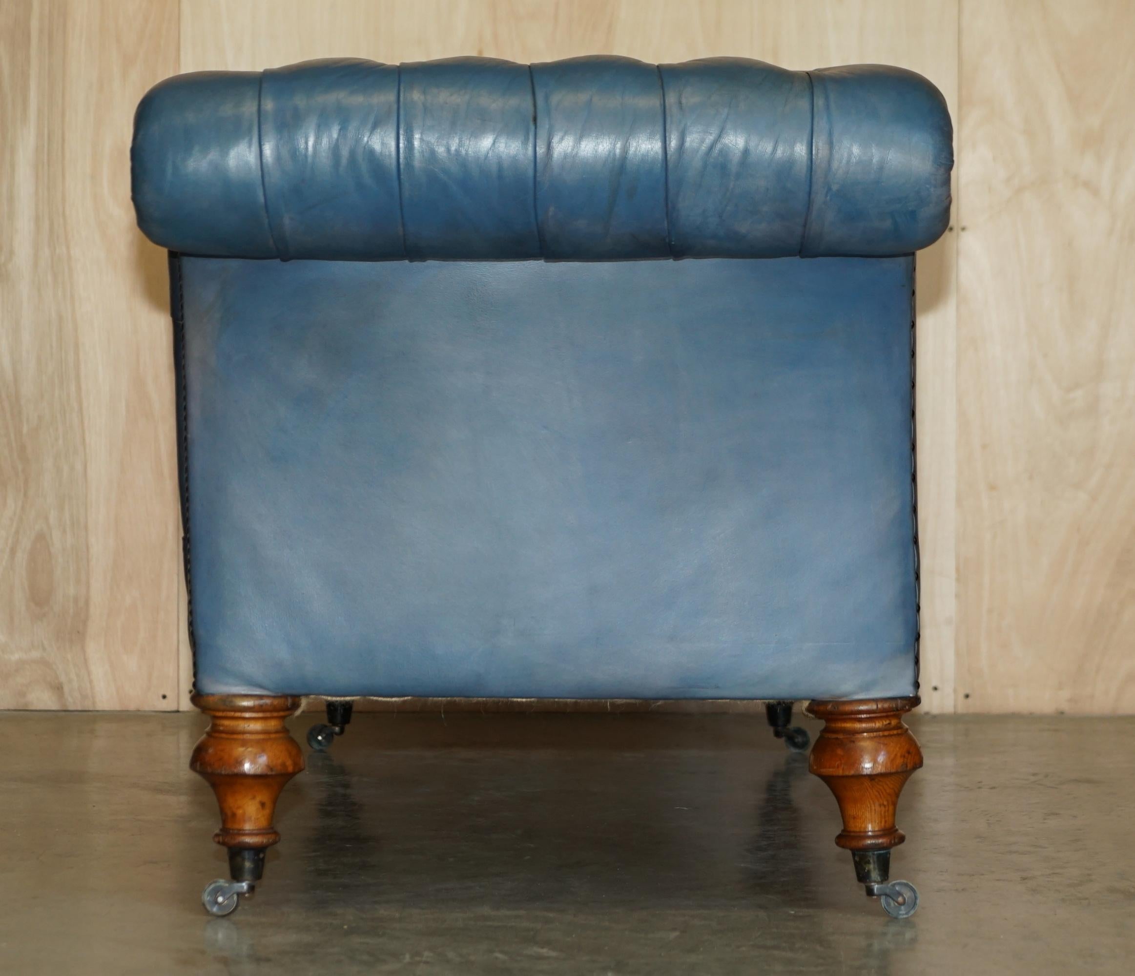 RESTORED WILLIAM IV CIRCA 1830 CHESTERFiELD REGENCY BLUE LEATHER HUMP BACK SOFA For Sale 8