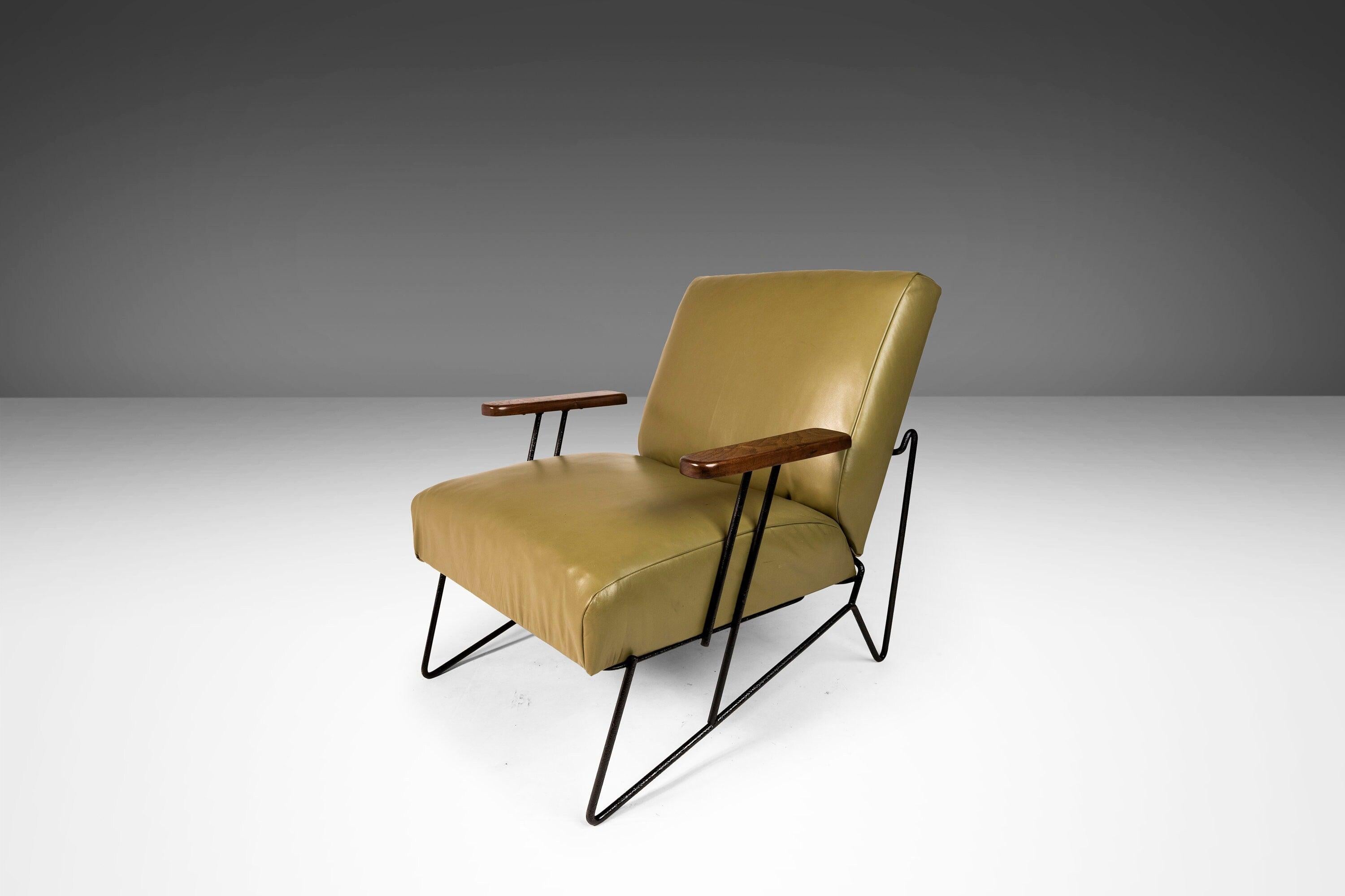 Mid-Century Modern Chaise et pouf en fer forgé restaurés par Dan Johnson pour Pacific Iron, États-Unis en vente