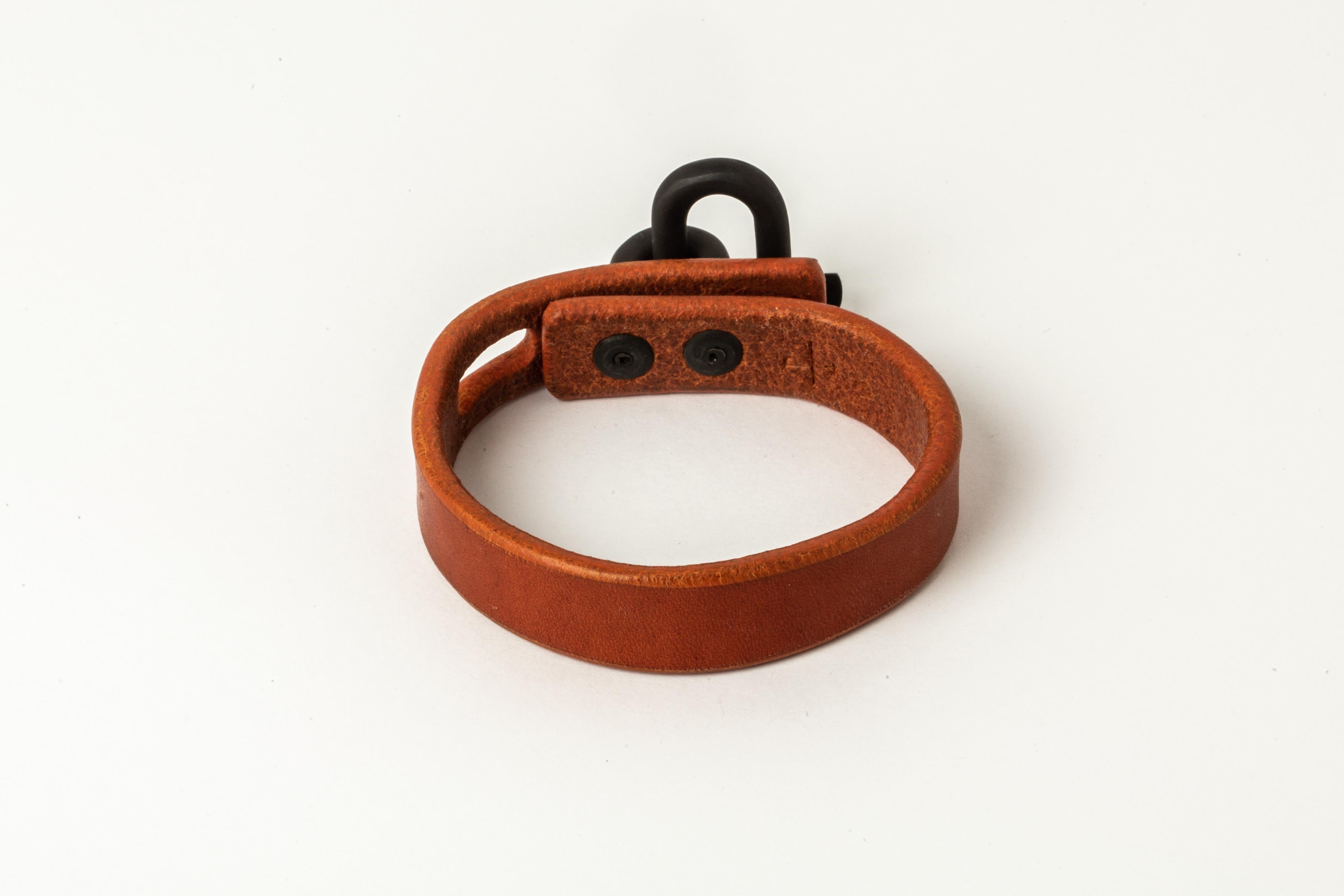 Restraint Charm Bracelet (15mm, ALE+KZ) In New Condition For Sale In Paris, FR