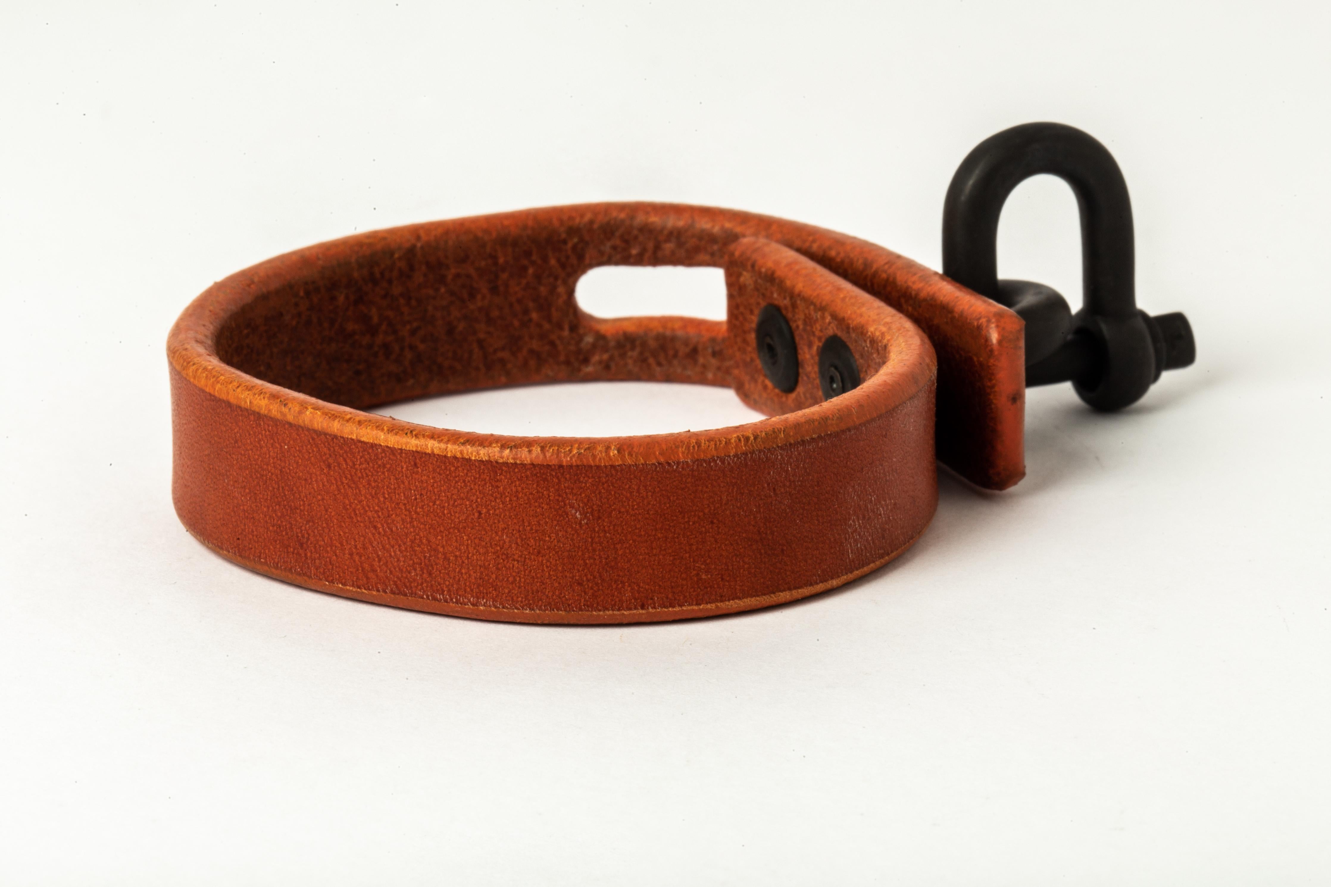 Restraint Charm Bracelet (15mm, ALE+KZ) For Sale 2