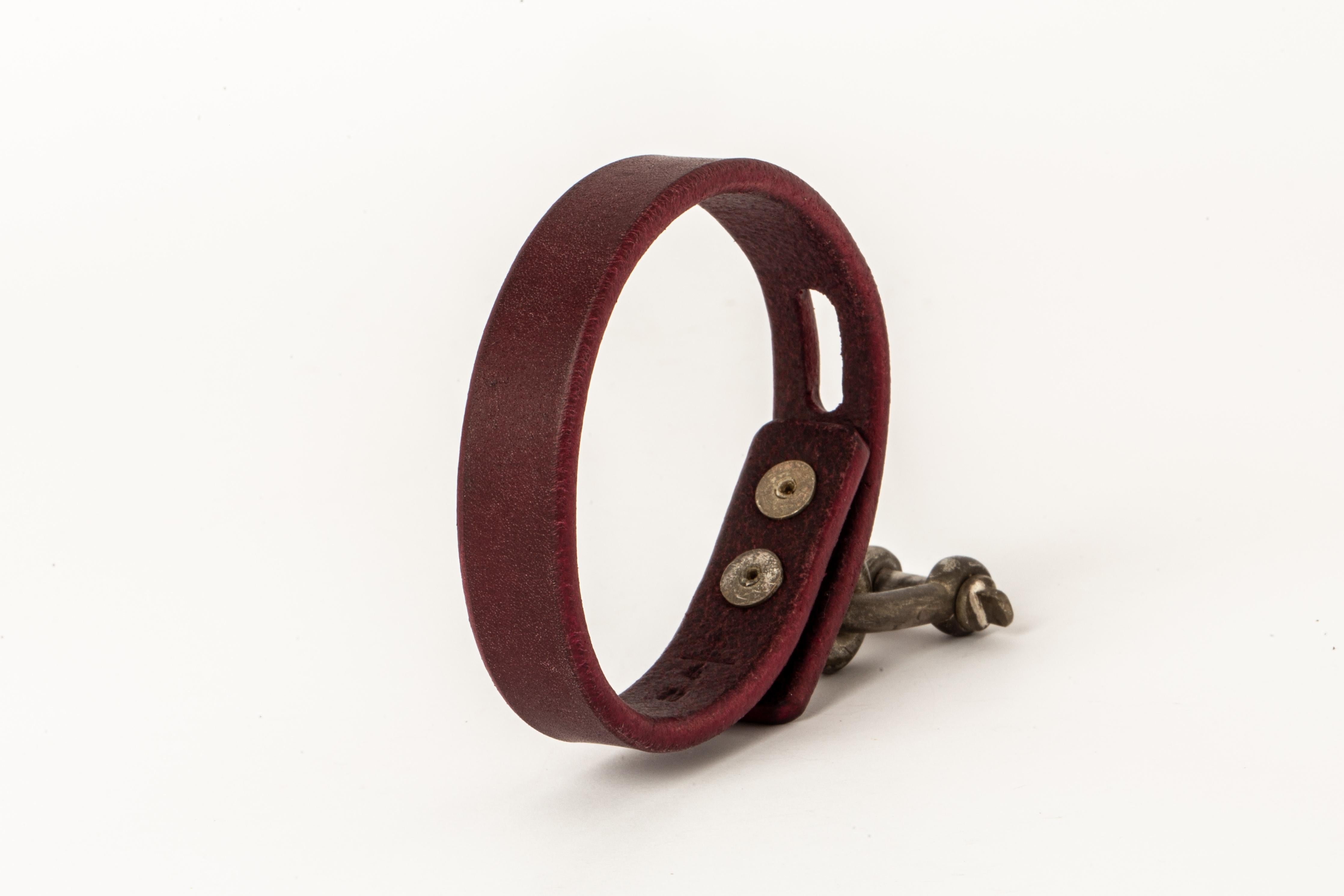 Women's or Men's Restraint Charm Bracelet (15mm, WIN+SUAG) For Sale