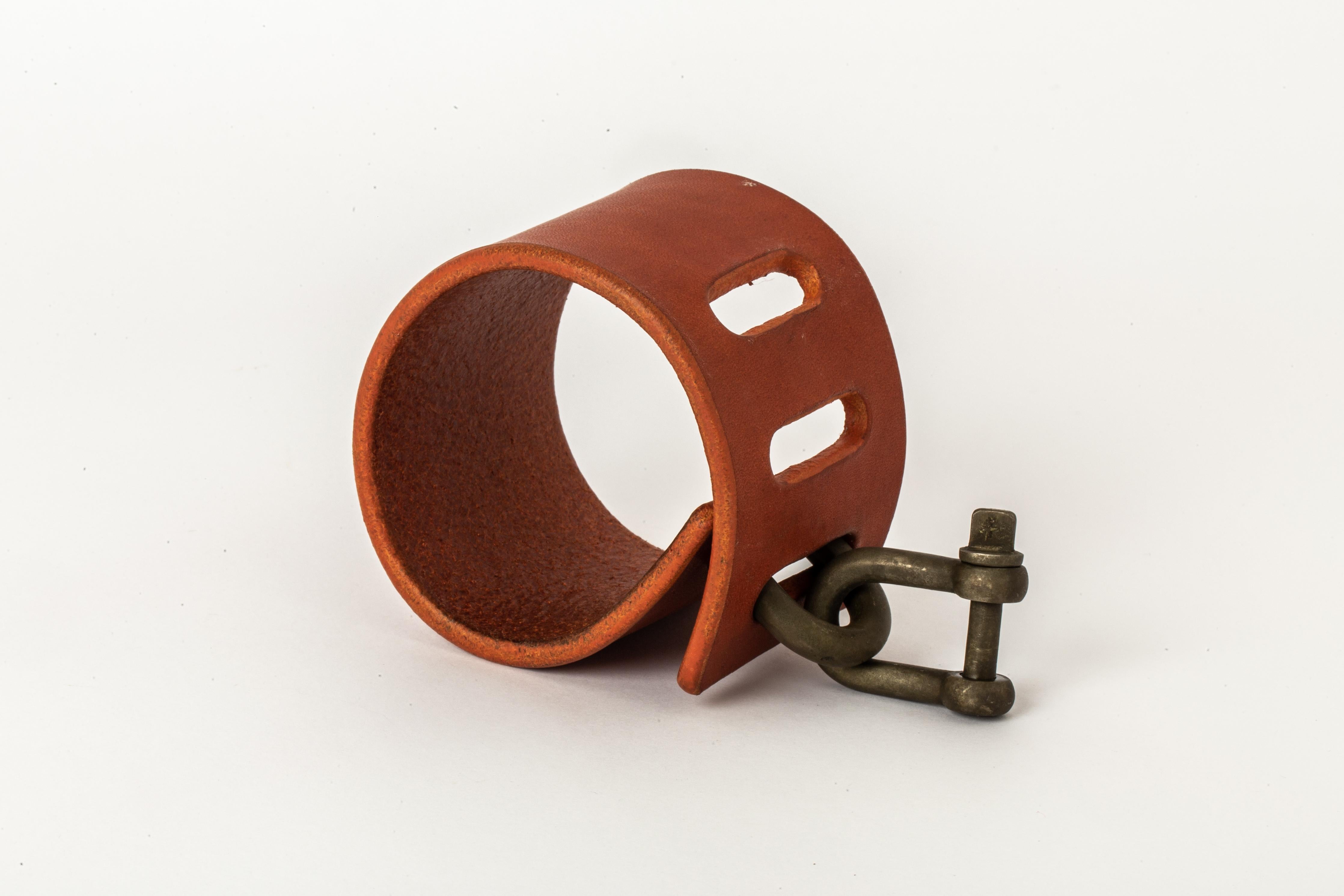 Restraint Charm Bracelet (50mm, ALE+DZ) For Sale 1