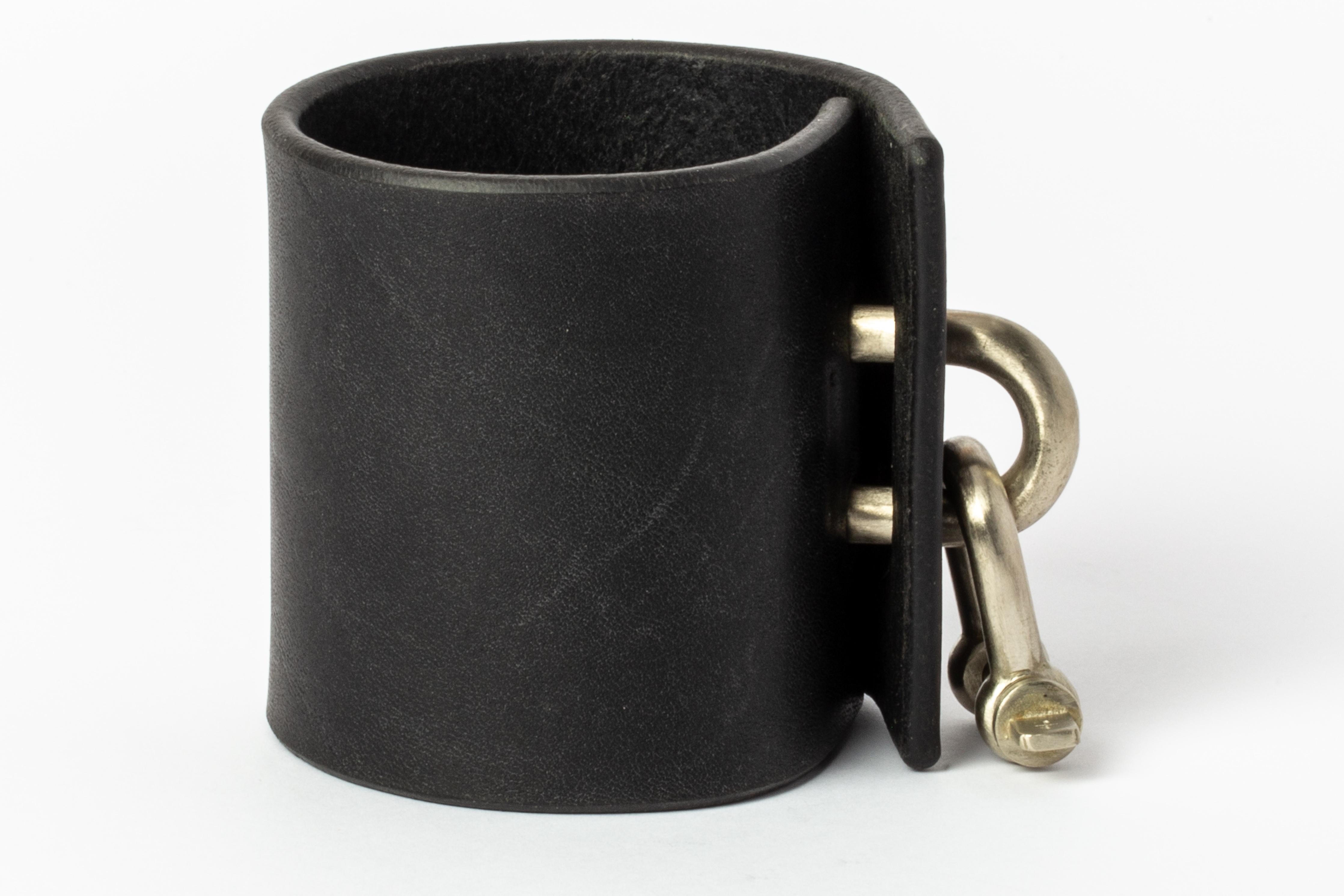 Restraint Charm Bracelet (70mm, BLK+MZ) For Sale 2