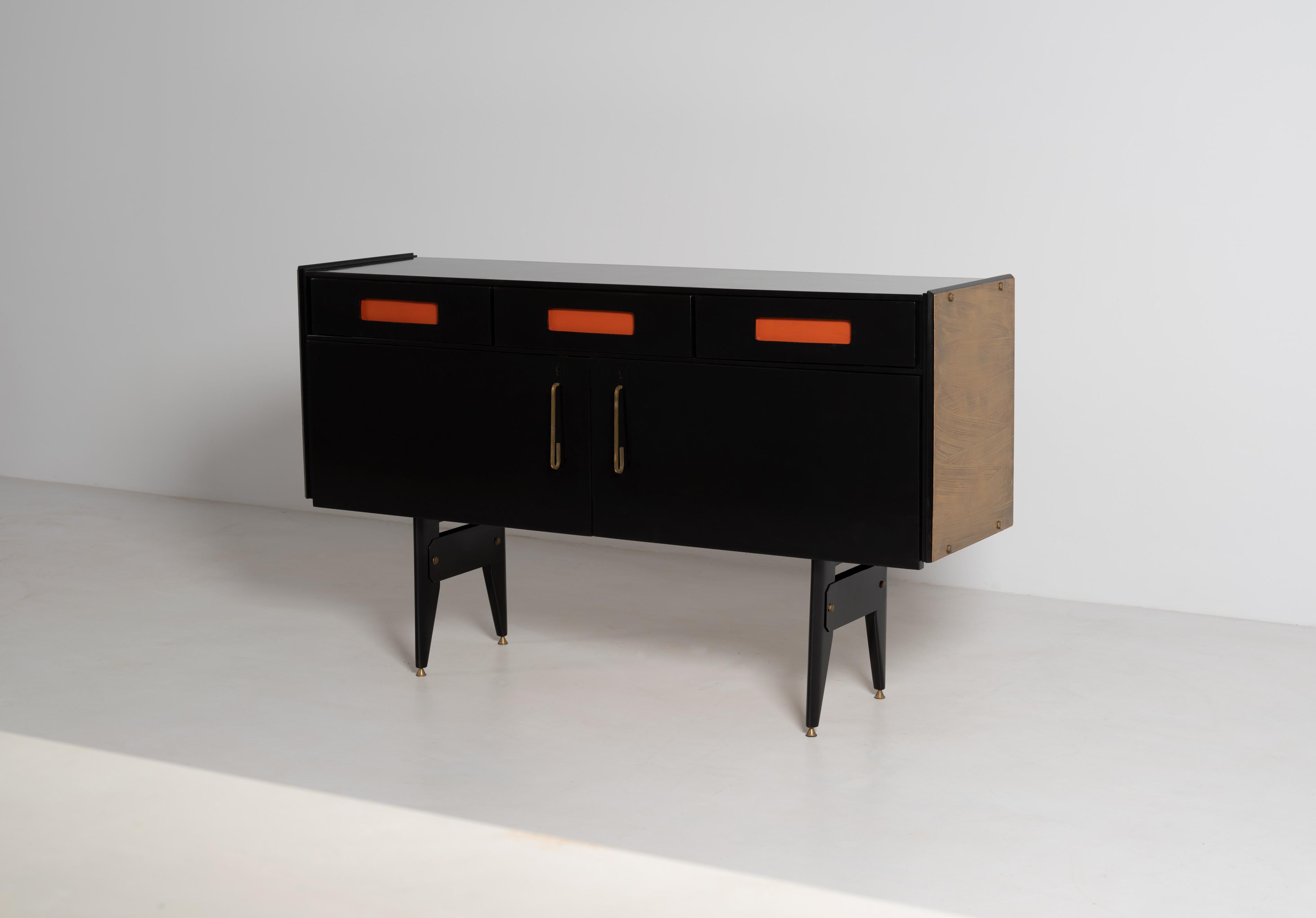 Introducing our exquisite restyled and restored midcentury sideboard, exuding a modern Italian design. This versatile piece, known as a credenza or low-profile mobile for the living room, has undergone a comprehensive restoration process, including