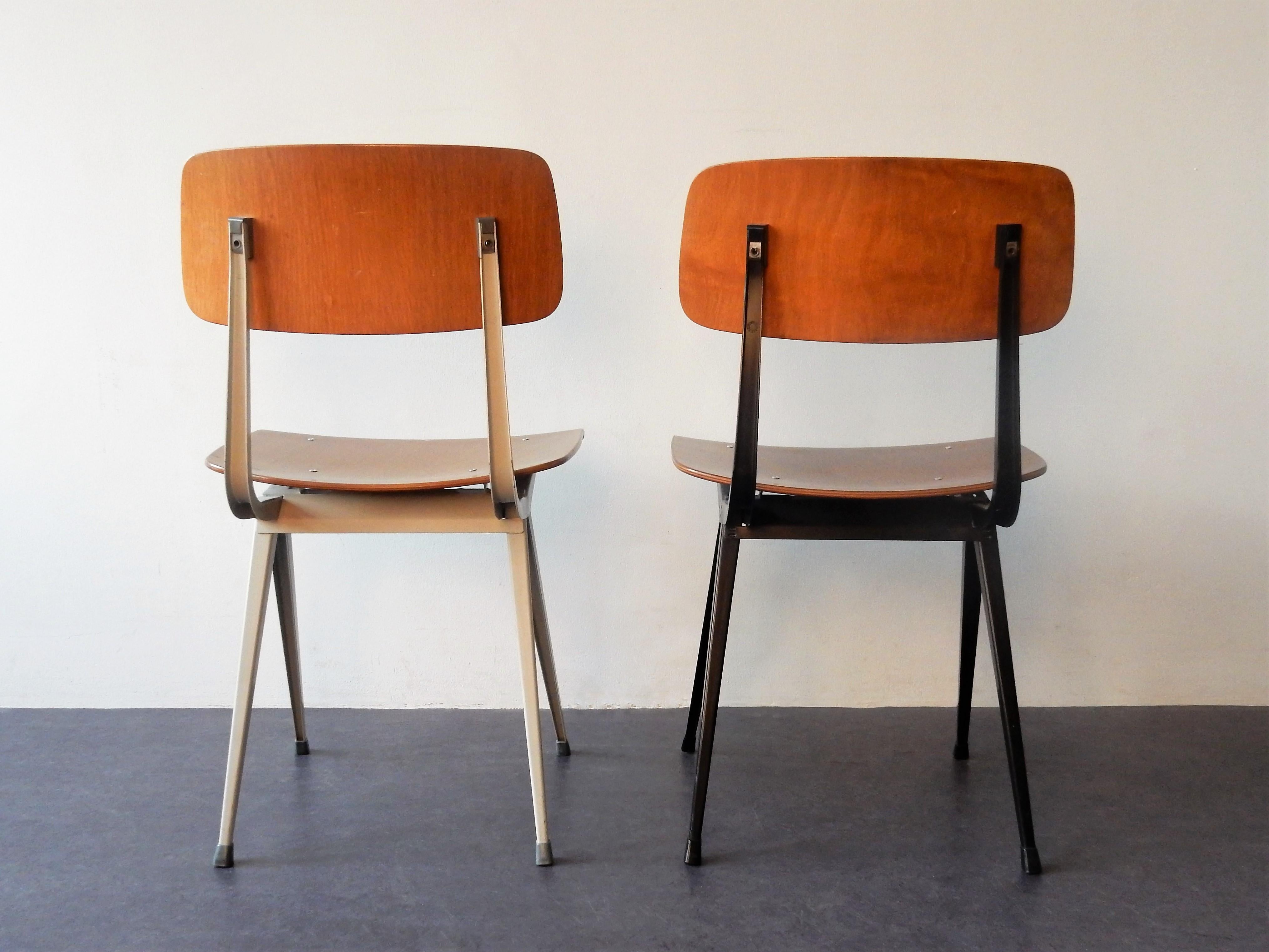 The famous 'Result' chair was designed by Friso Kramer for Ahrend de Cirkel in the 1950s. This model was very common to be seen in larger amounts at schools, canteens and office spaces. We have one with a black frame and one with a grey frame