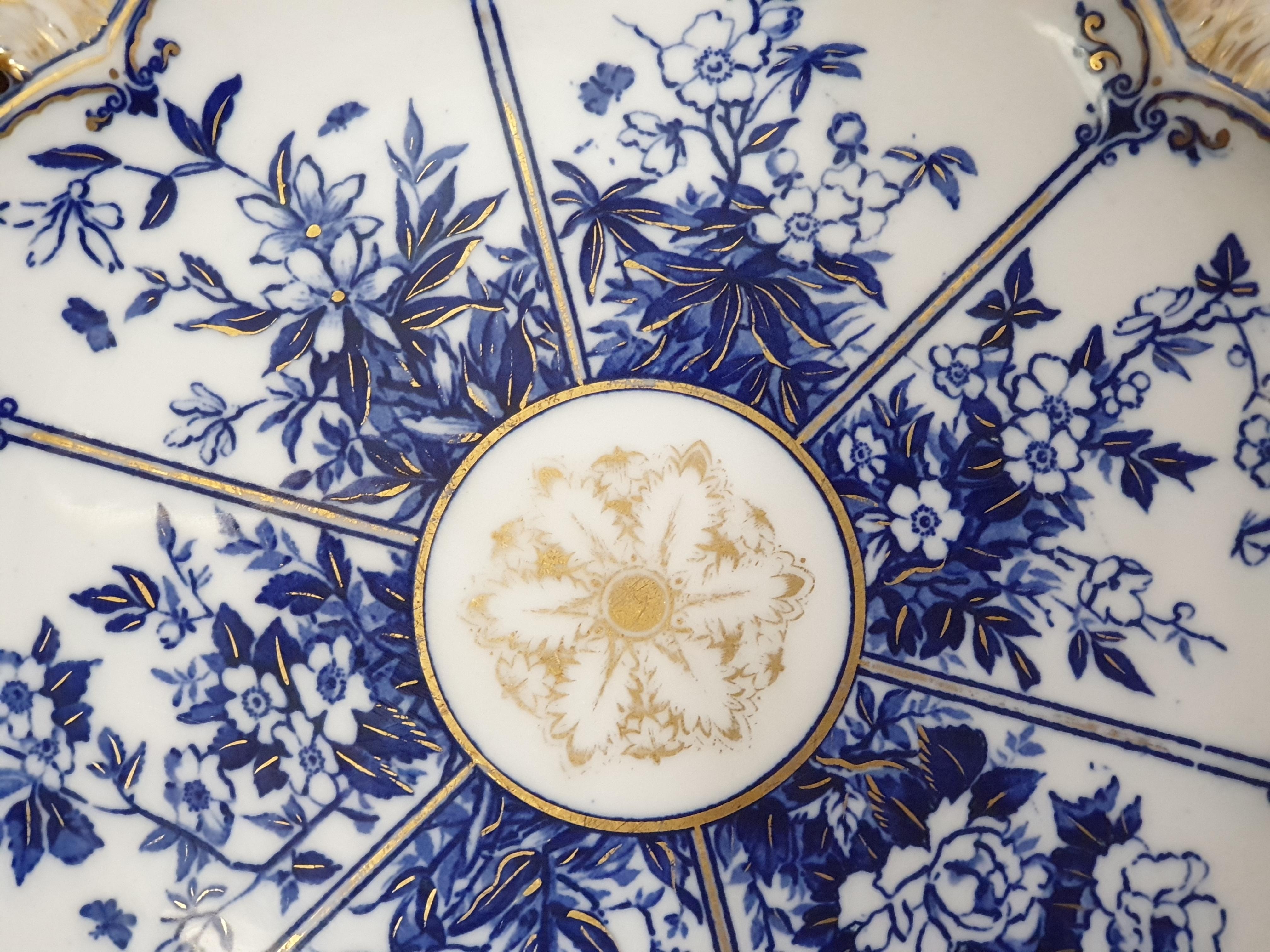 Porcelain Reticulated Floral Panelled Lotus English Coalport Set Of 4 Cabinet Plates For Sale
