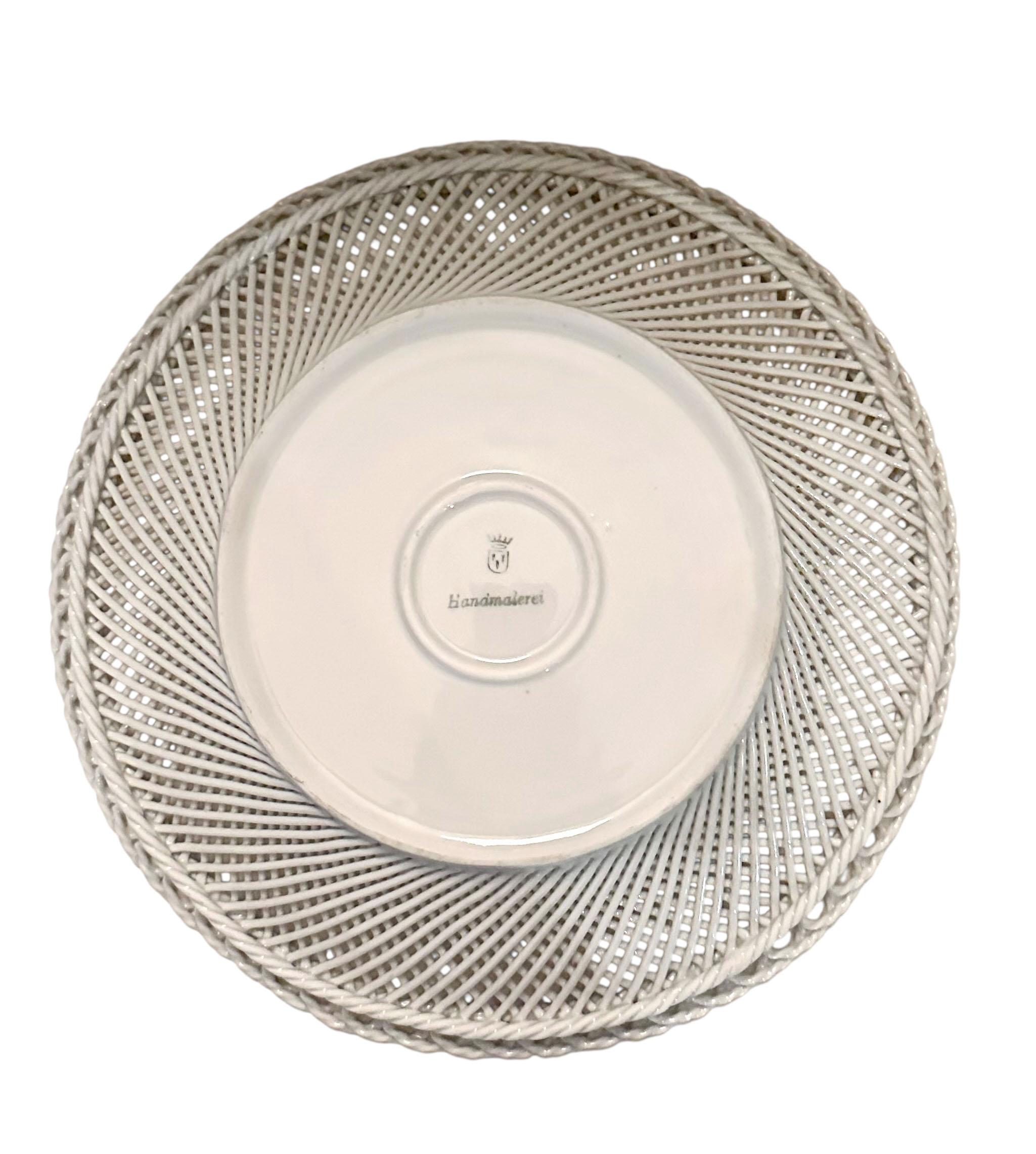 Reticulated German Porcelain Bowl In Good Condition For Sale In Tampa, FL