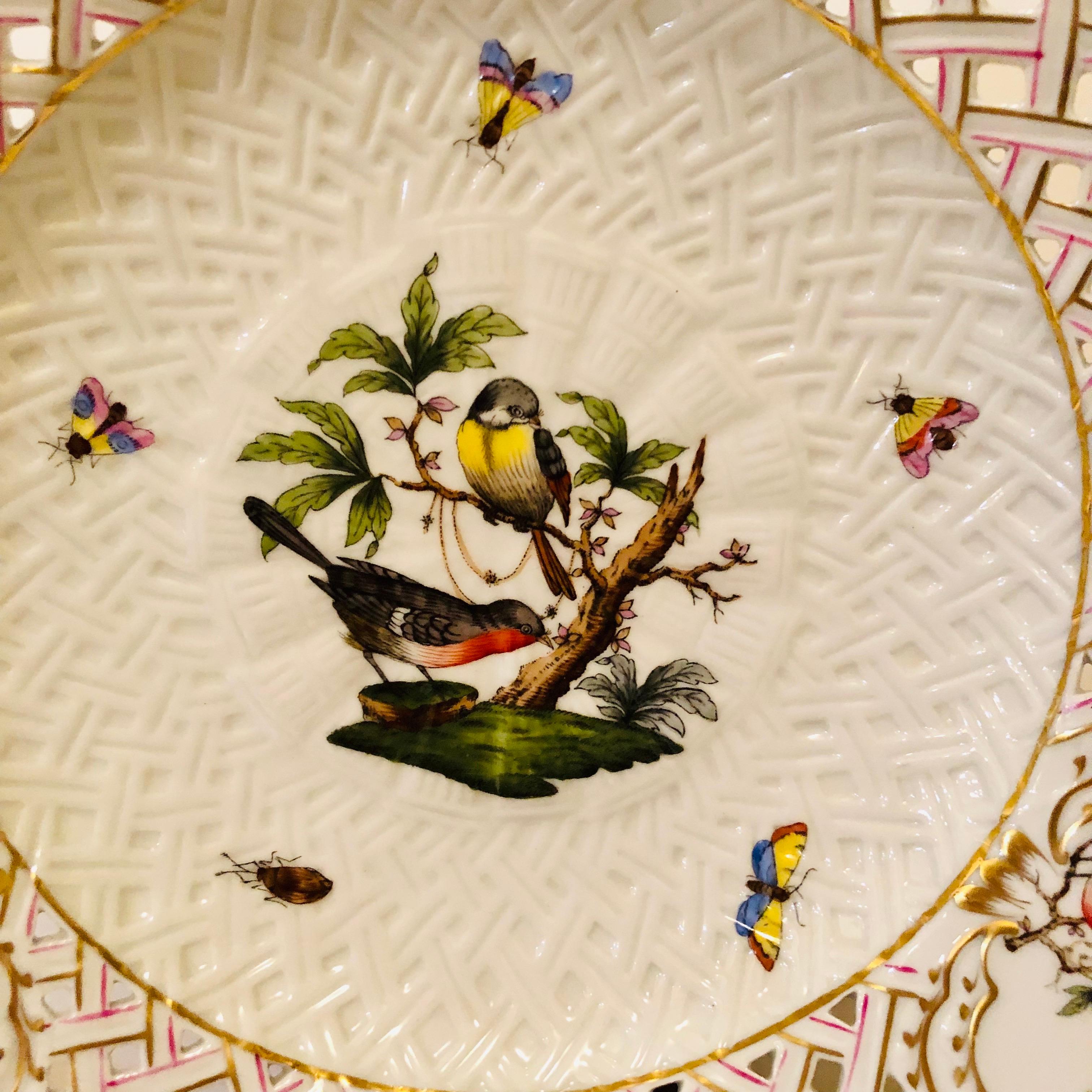 Hungarian Reticulated Herend Rothschild Bird Plate with a Central Painting of Two Birds