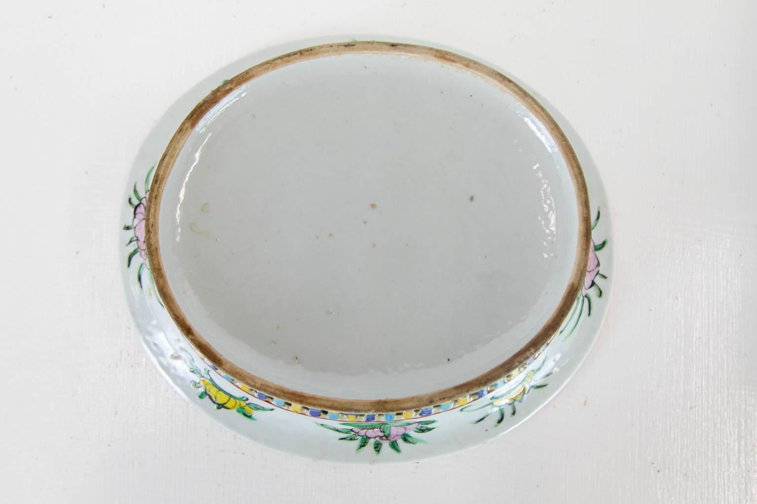 Reticulated Rose Medallion Bowl 8