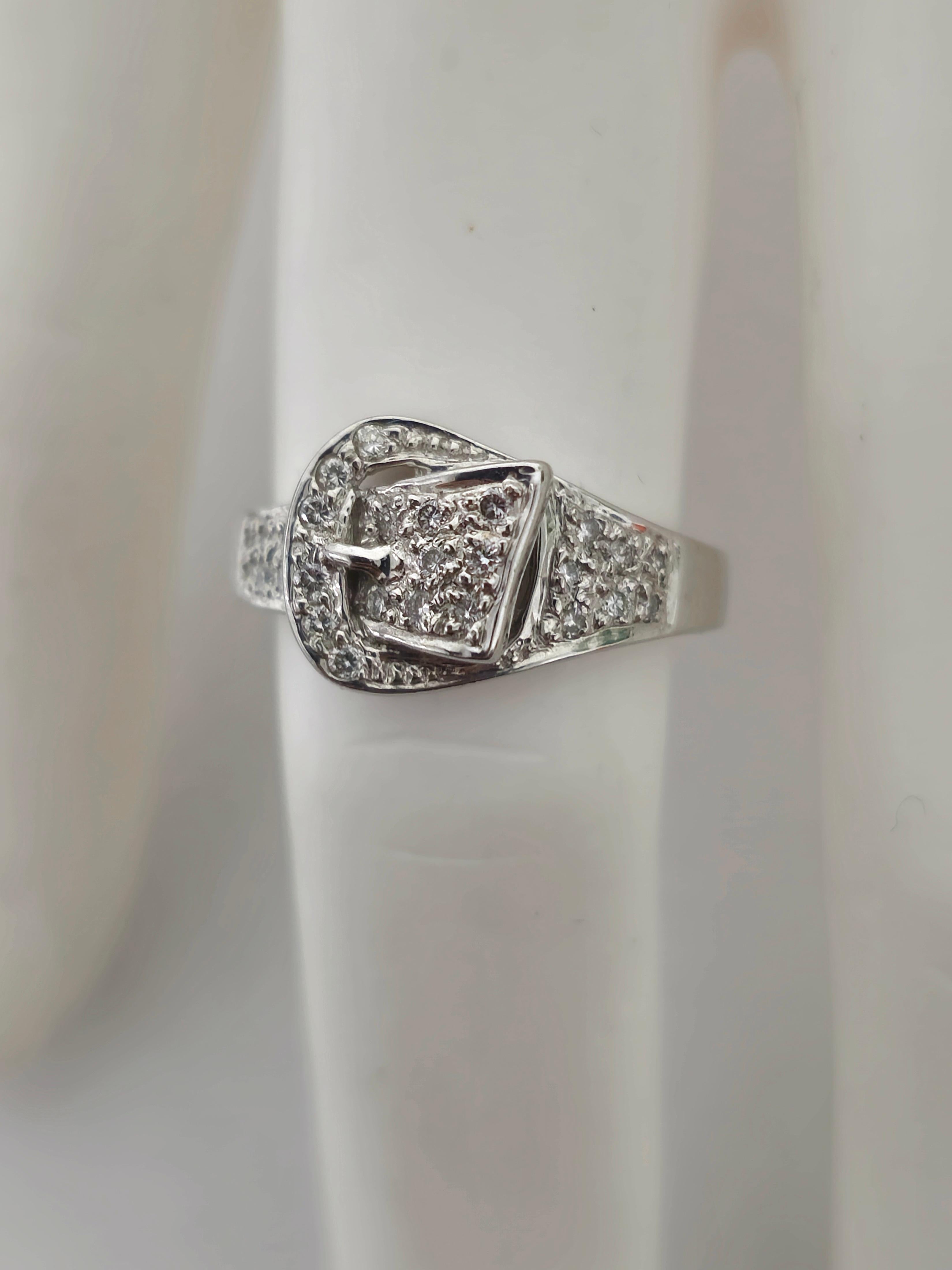 Bague rétro en or 14 carats avec diamants de 0,25 carat Excellent état - En vente à Miami, FL