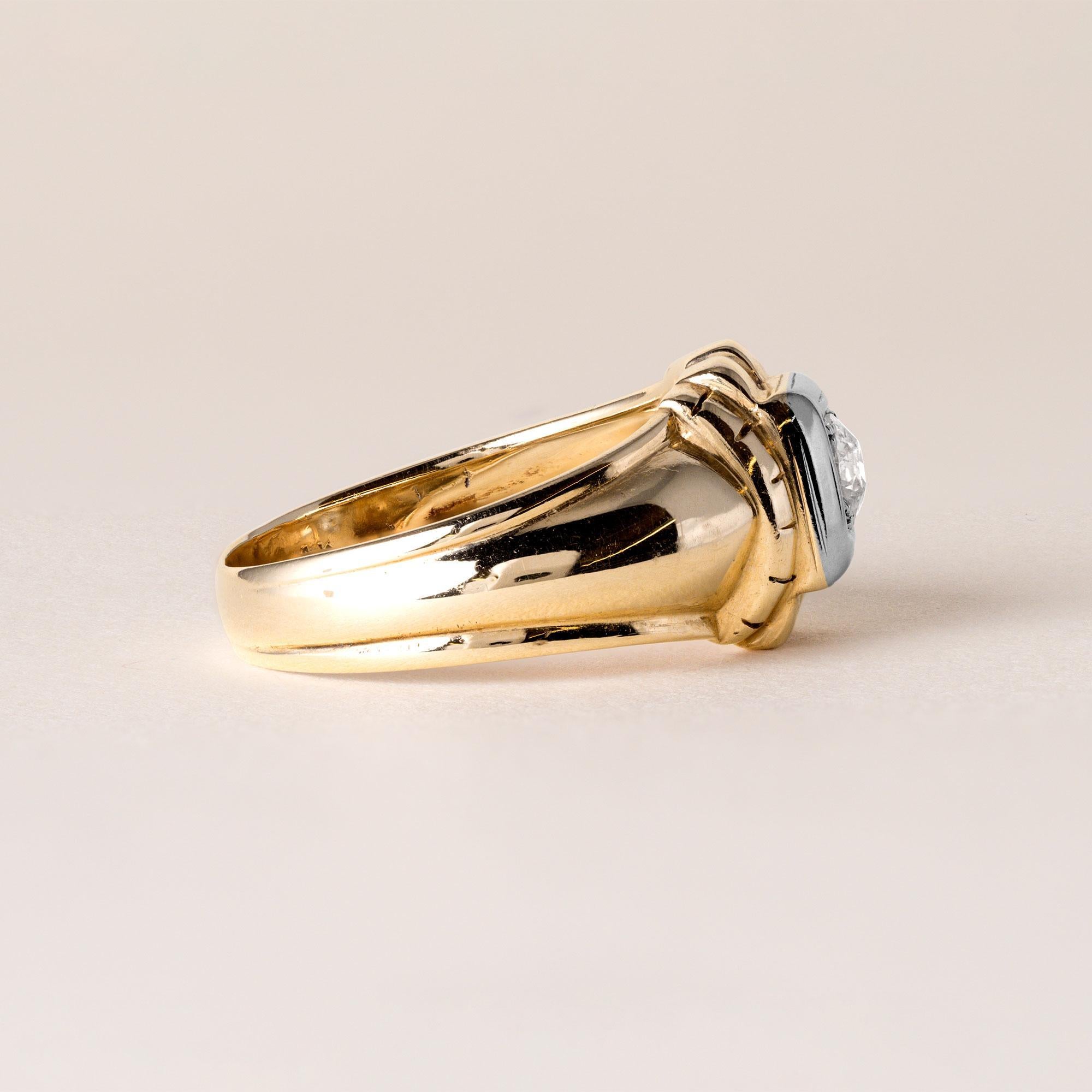 Women's Retro 0.25 Carat Old Mine Cut Diamond Solitaire Ring Band 14k Two Tone Gold For Sale