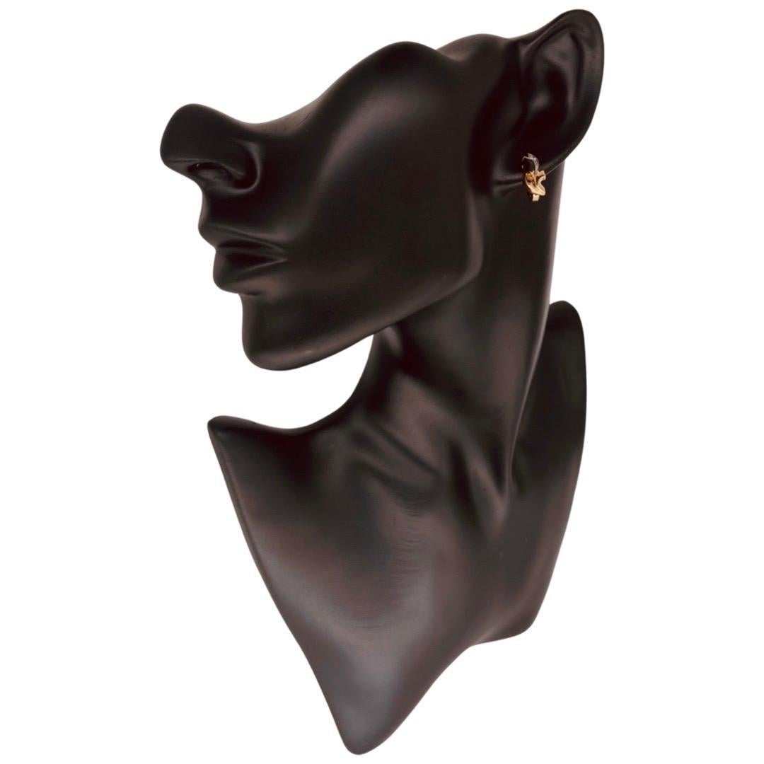 Boucles d'oreilles rétro russes en or 14 carats, saphir 0,55 carat et diamants Pour femmes en vente