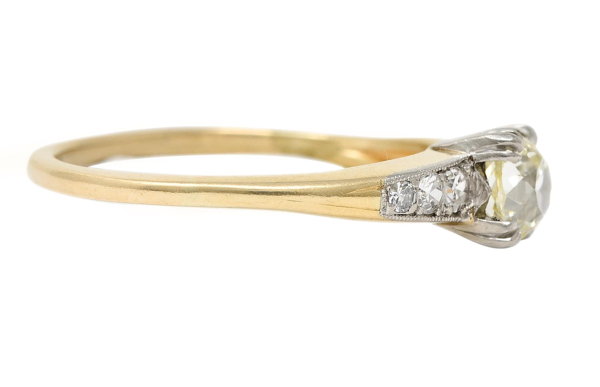 Rétro Retro 0.70 CTW Diamond Platinum 14 Karat Gold Vintage Engagement Ring en vente