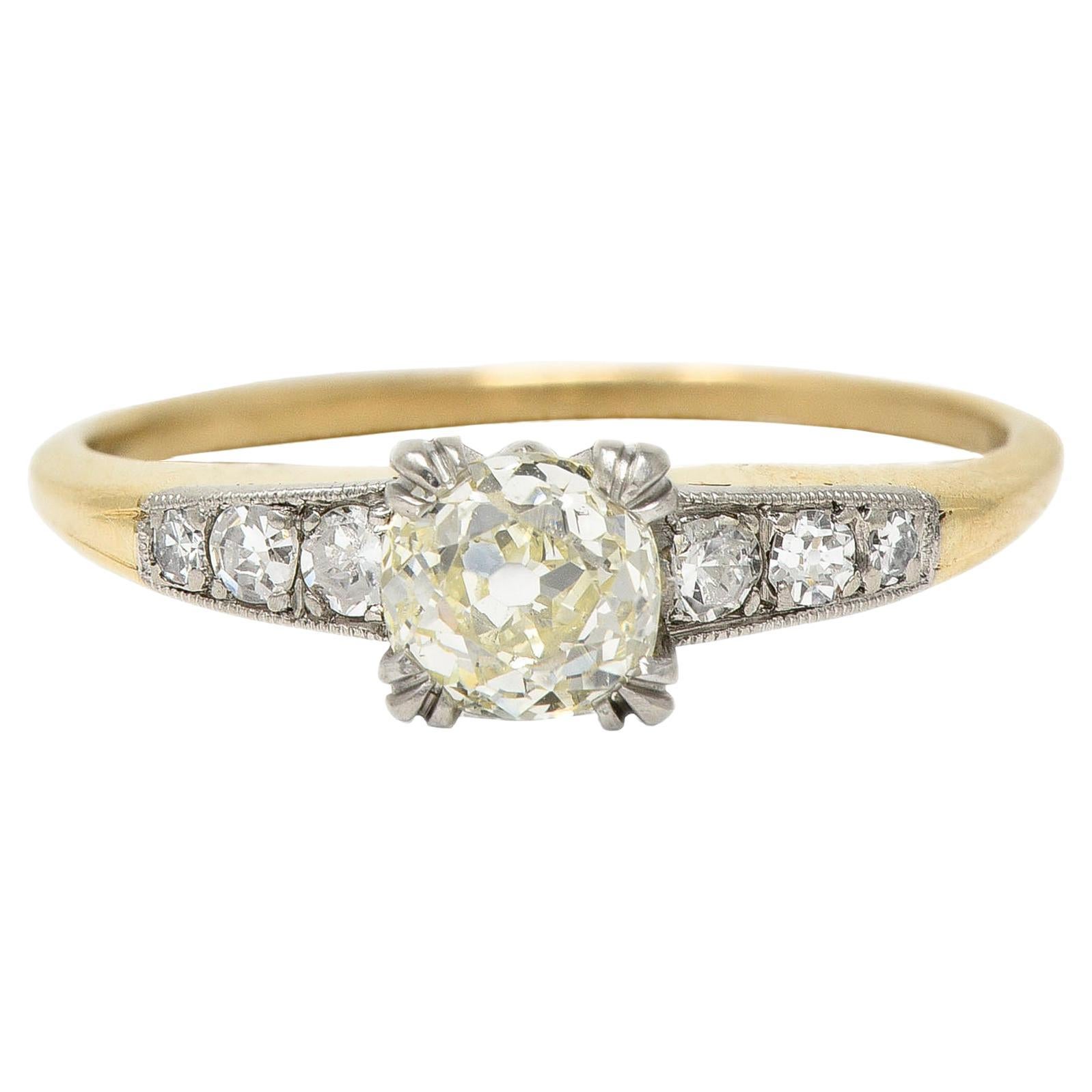 Retro 0.70 CTW Diamond Platinum 14 Karat Gold Vintage Engagement Ring en vente