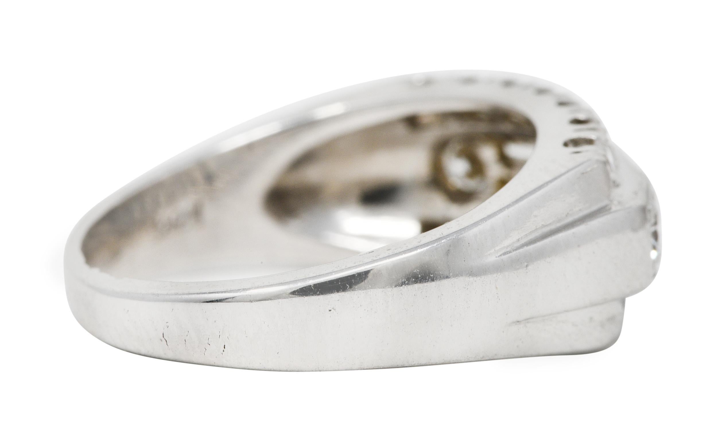 Brilliant Cut Retro 0.75 Carat Diamond 14 Karat White Gold Vintage Unisex Fishtail Band Ring
