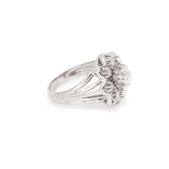 Retro 1.15 Carats Diamonds Platinum 18 Carats White Gold Marguerite Ring