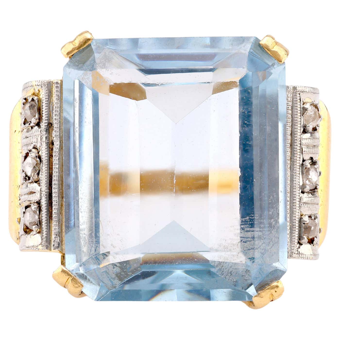 Retro 10 Carat Aquamarine Diamond 18K Yellow Gold Cocktail Ring For ...