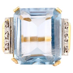 Retro 10 Carat Aquamarine Diamond 18K Yellow Gold Cocktail Ring