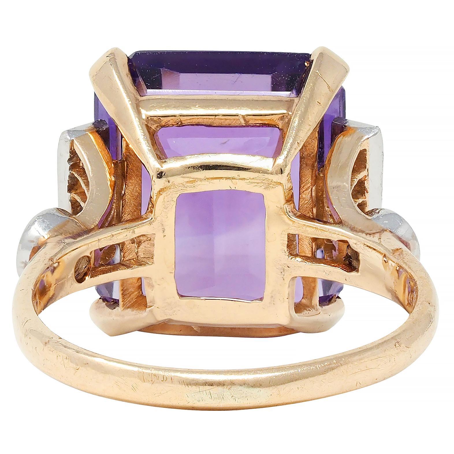 Women's or Men's Retro 10.22 CTW Amethyst Diamond Platinum 14 Karat Gold Vintage Cocktail Ring For Sale
