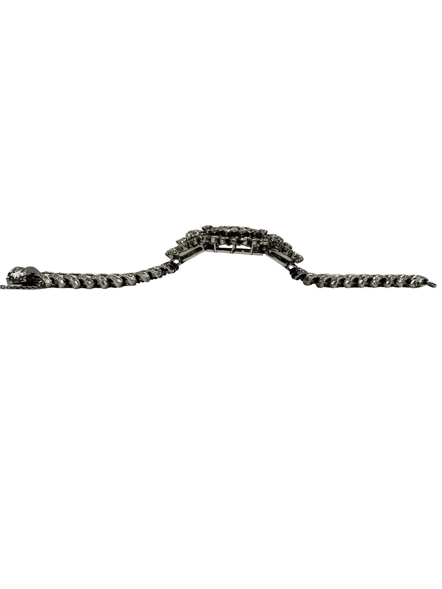 Taille Marquise Retro 10.72 Carats Multi Shaped Diamond Platinum Bracelet en vente