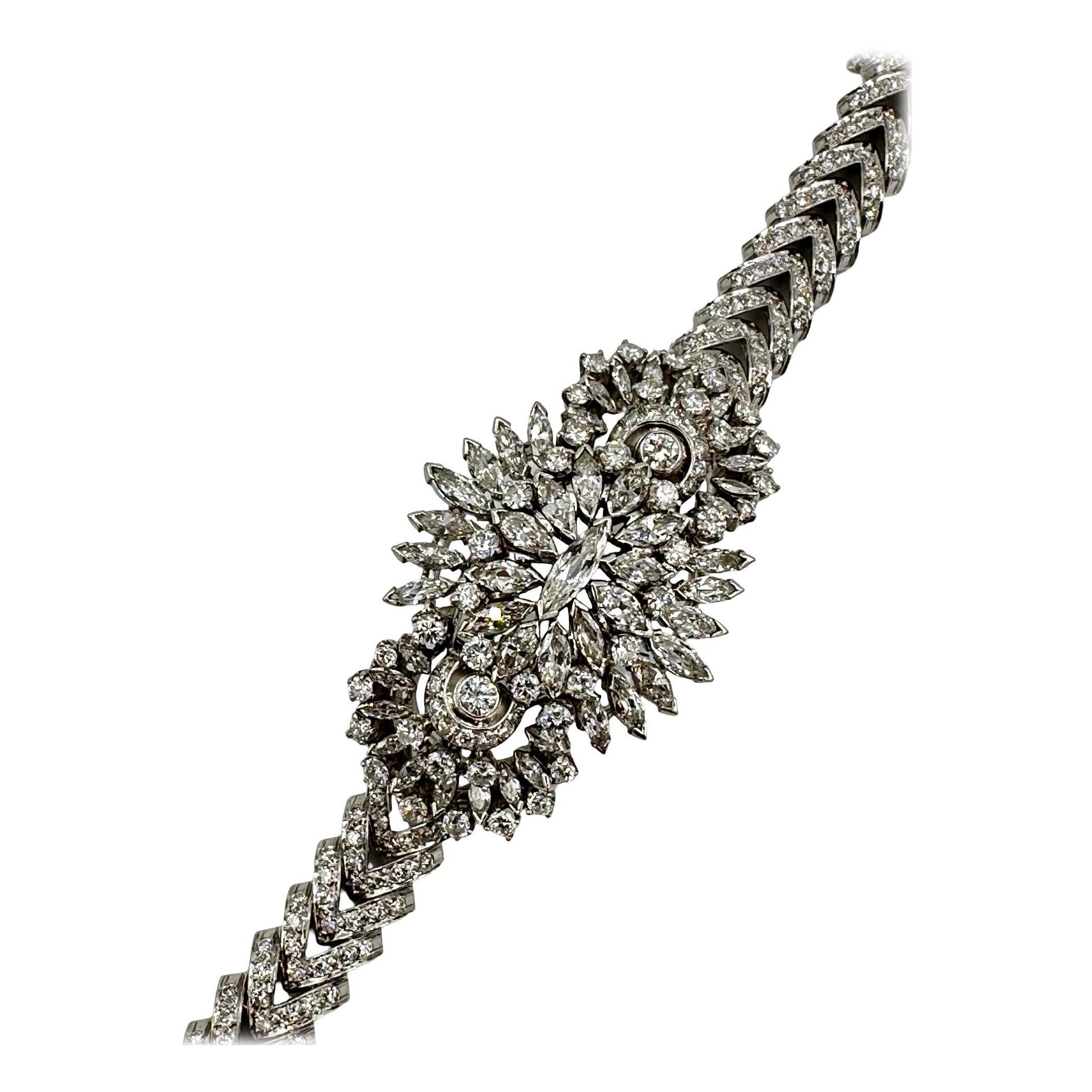 Retro 10.72 Carats Multi Shaped Diamond Platinum Bracelet en vente