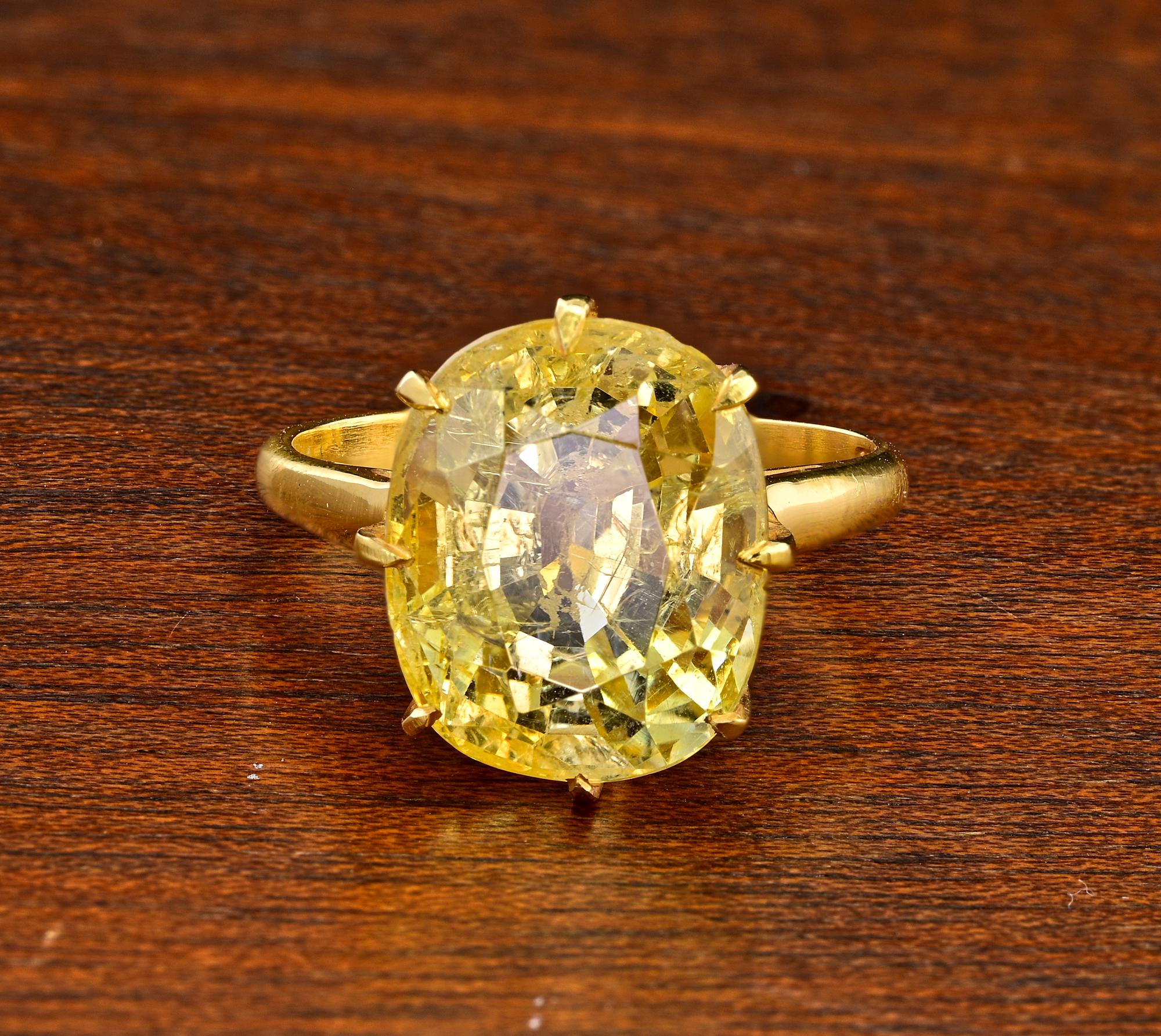 This breath taking Retro ring is 1940 circa
Appealing solitaire setting displaying the main stone in a lovely 18 Kt solid gold multi-claws mount
The focus of the ring is a stunning over size 11.00 Carats natural no heat Sapphire of gorgeous spring