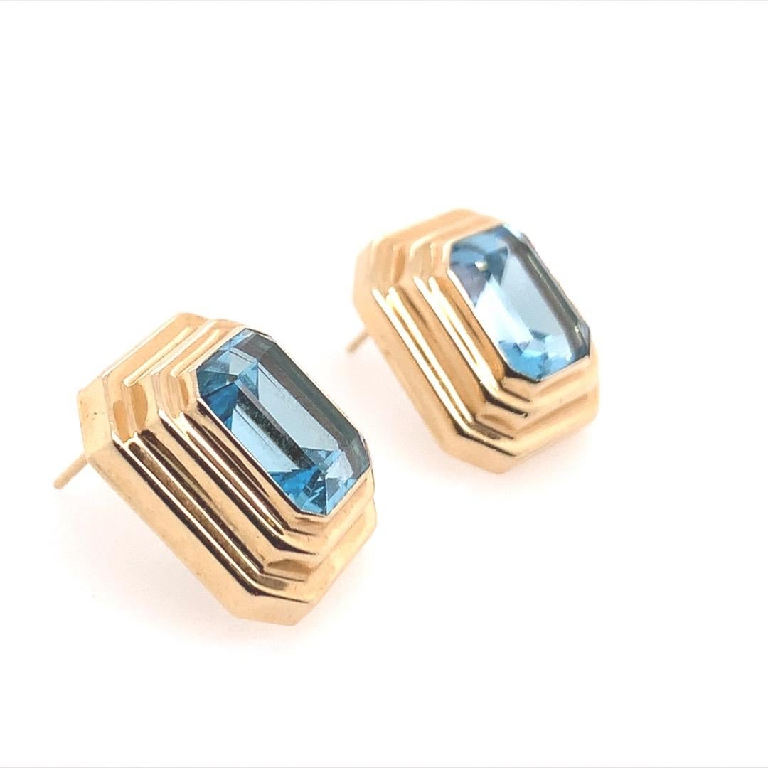 Retro 12 Carat Gold Natural Emerald Cut Blue Topaz Gem Stone Earrings circa 1970 For Sale 8