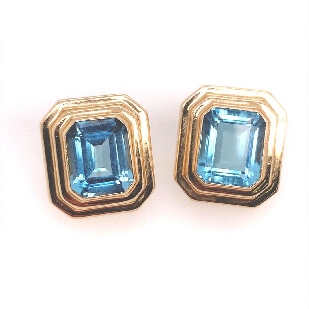 Retro 12 Carat Gold Natural Emerald Cut Blue Topaz Gem Stone Earrings circa 1970 For Sale 1