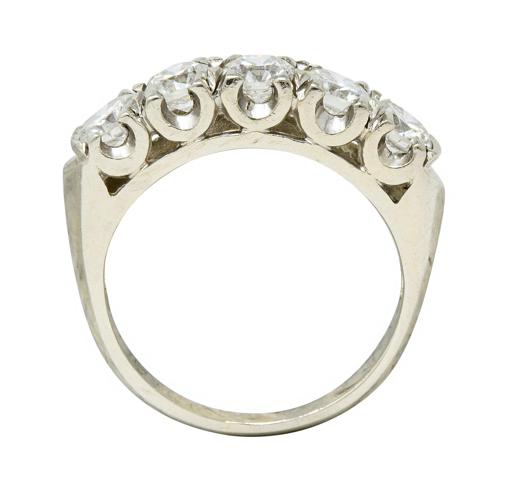 Retro 1.25 Carat Diamond 14 Karat White Gold Fishtail Band Ring 3