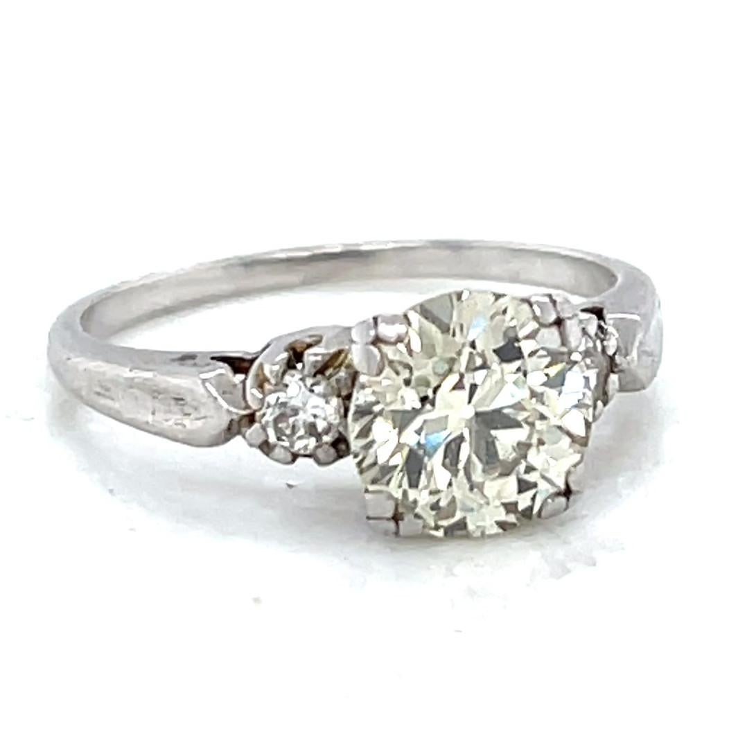 Retro 1.26 Carat Old European Cut Diamond Platinum Engagement Ring In Excellent Condition In Beverly Hills, CA