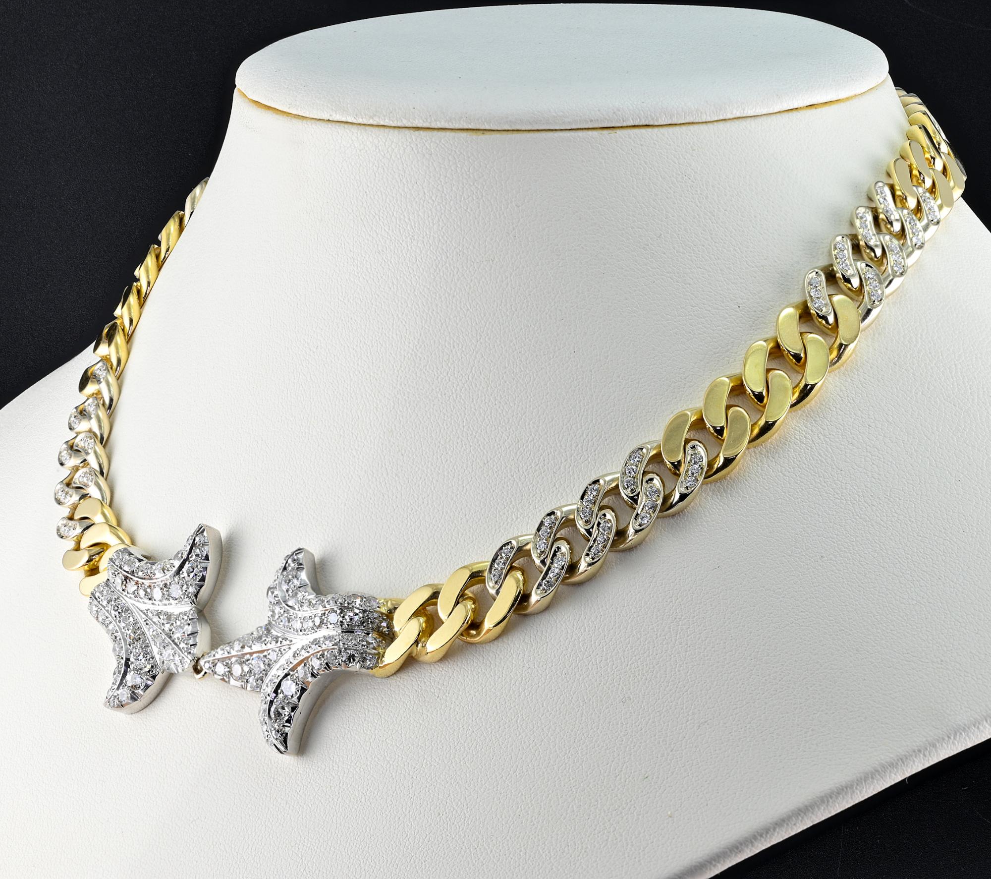 Retro 13.30 Ct Diamond Fleur De Lys Curb 18 KT Platinum Necklace For Sale 1