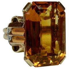 Bague rétro en or rose 14 carats avec diamants et citrine taille émeraude Walton & Co.