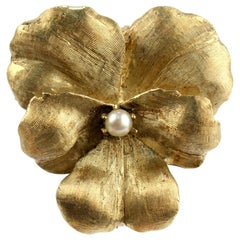 Retro 14 Karat Gold and Pearl Figural Pansy Flower Brooch or Pin