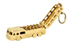 Retro 14 Karat Gold Articulated Scenicruiser Greyhound Bus Charm