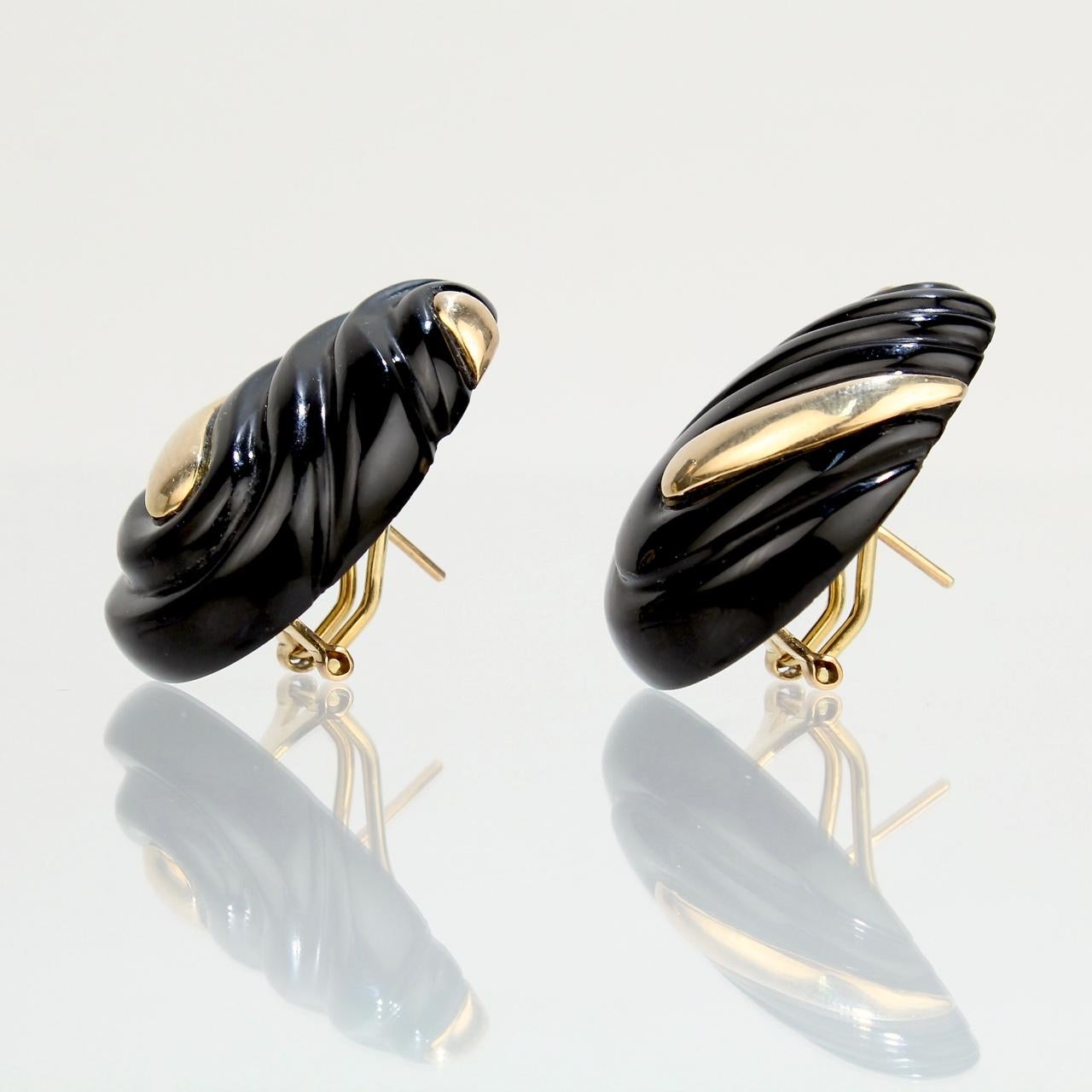 Retro 14 Karat Gold and Carved Onyx Earrings In Good Condition In Philadelphia, PA