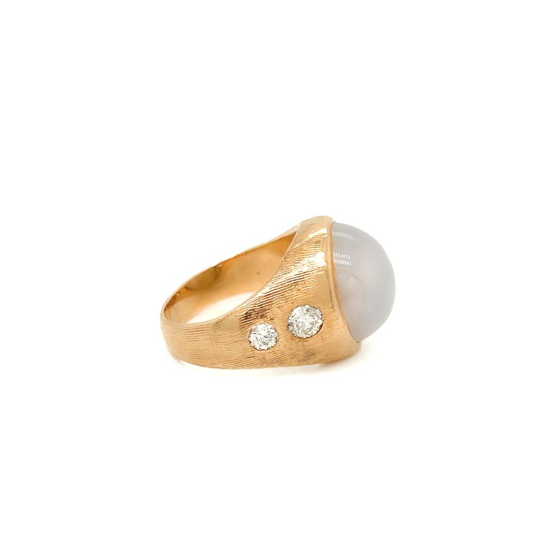 Retro 14 Karat Gold, Diamond, & 14.75 ct. Star Sapphire Cabochon Gypsy Ring For Sale 7