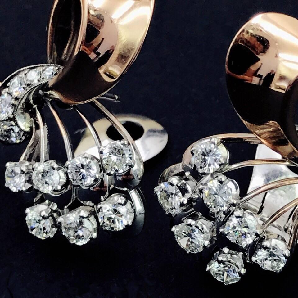 Round Cut Retro 14 Karat Rose White Gold Diamond Stud Earrings For Sale